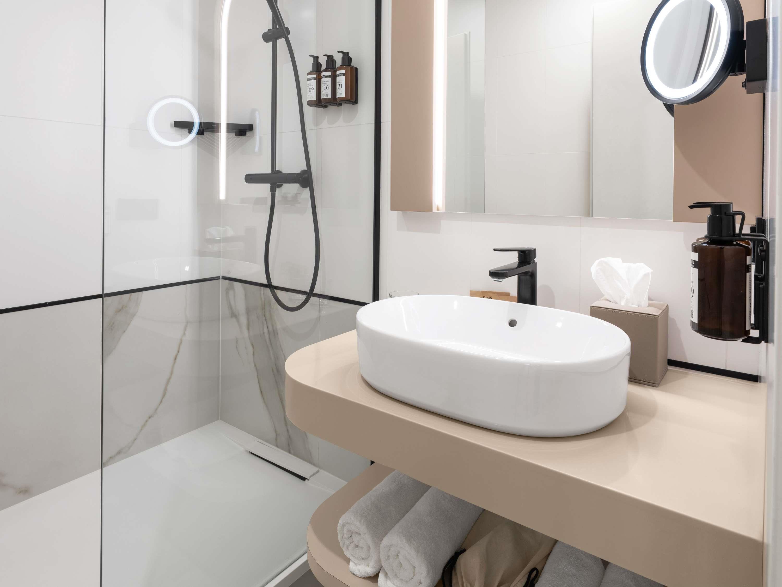 Double Superior with Double Bed