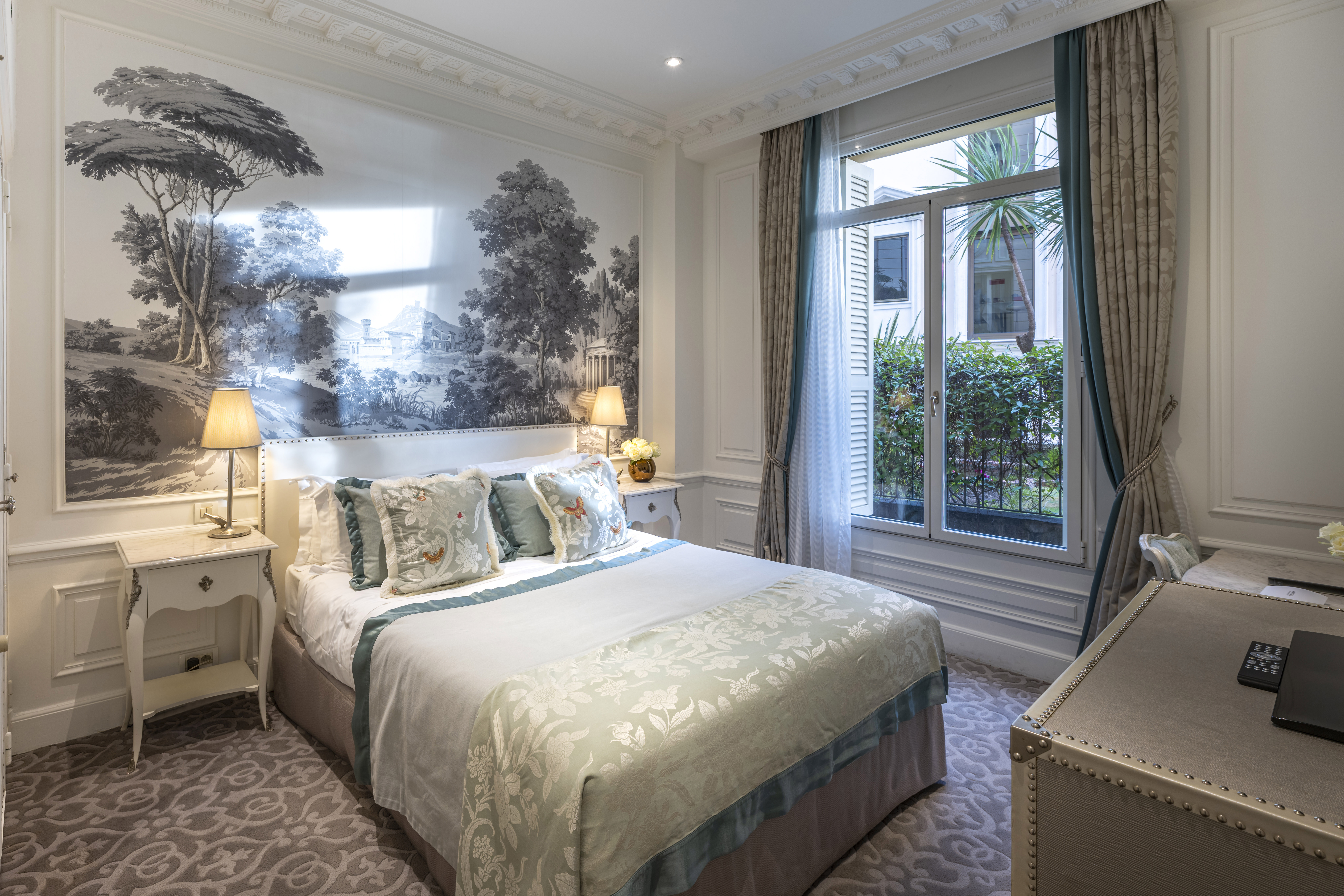 Double Superior City View