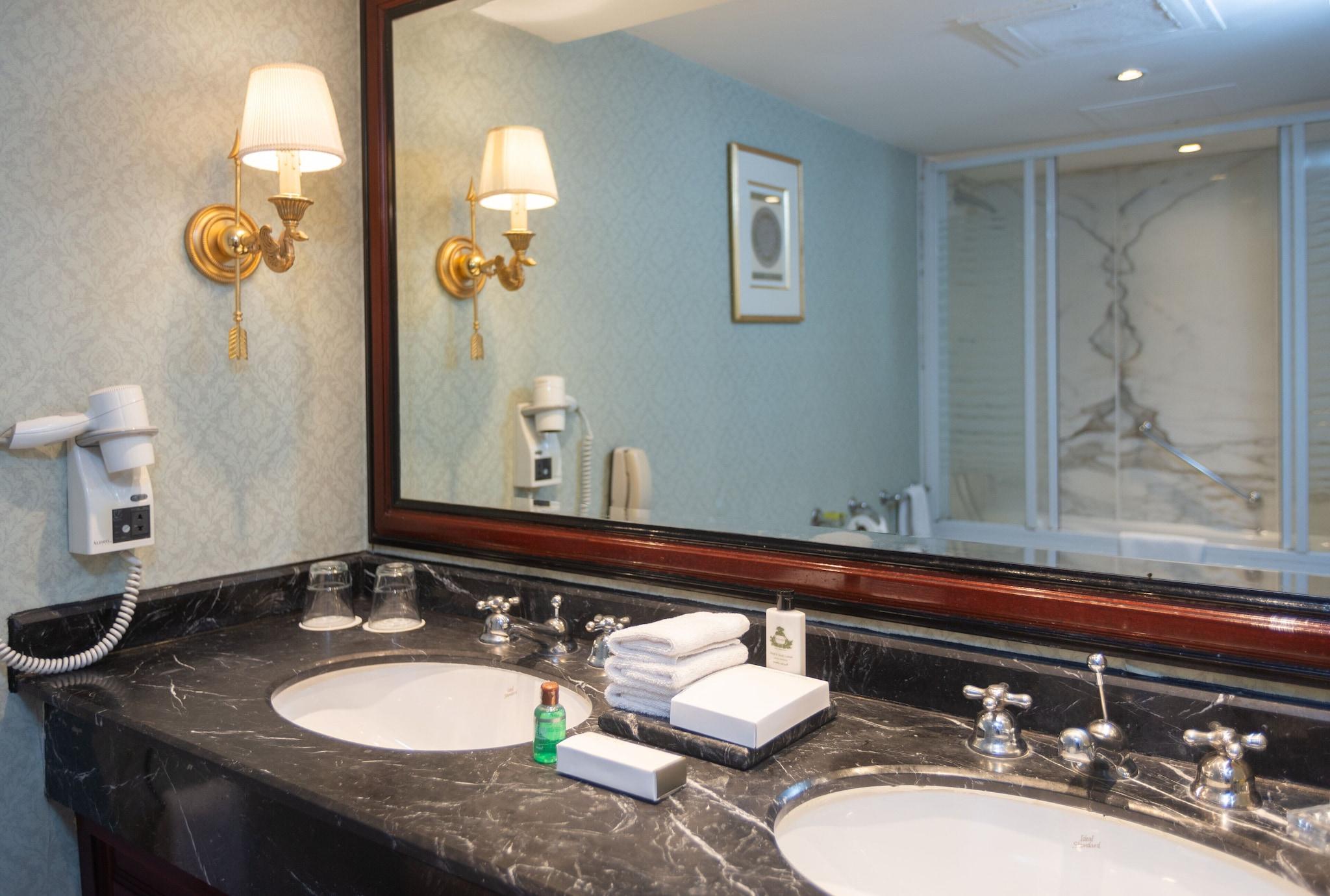 Suite Executive King Bed