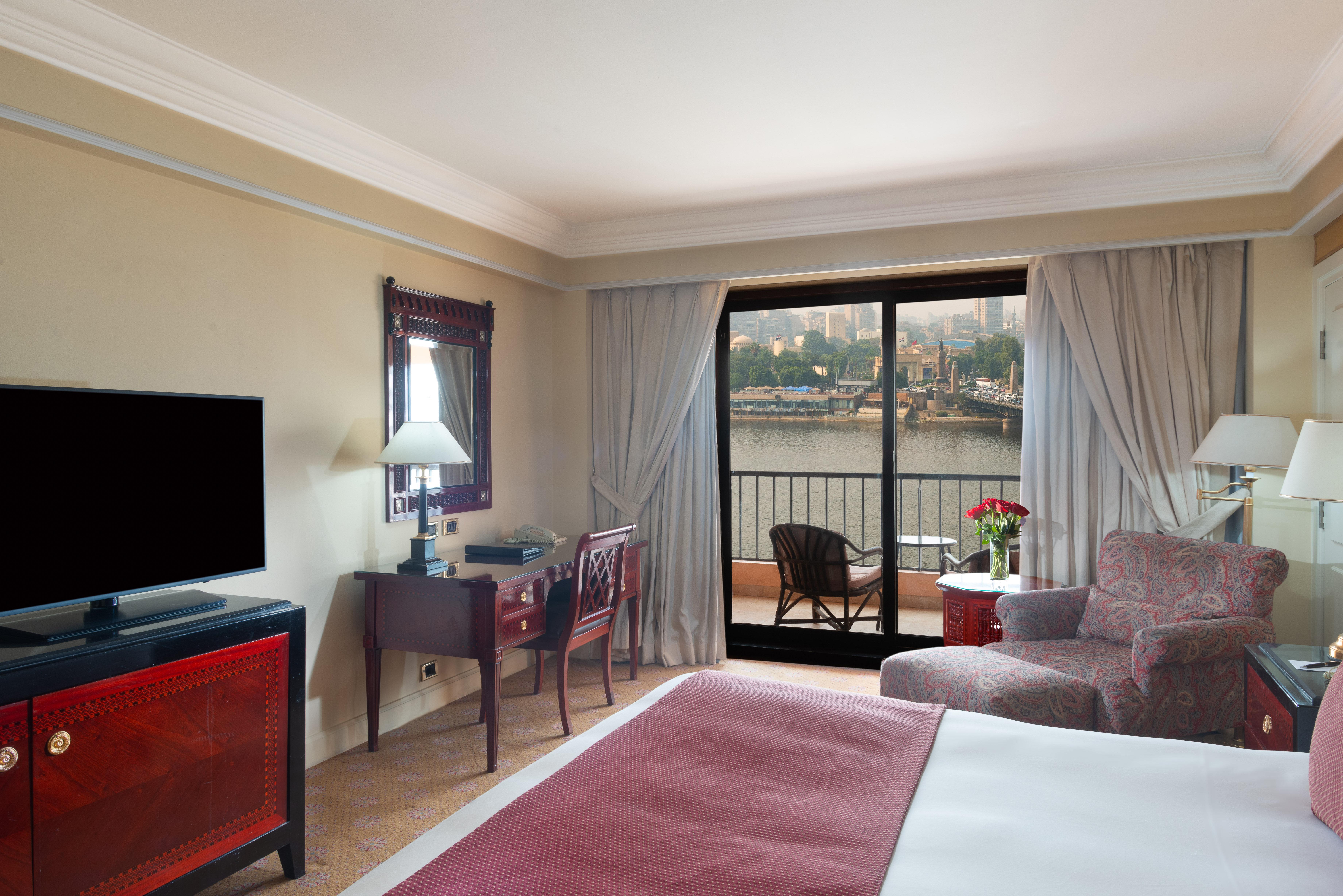 Double Superior King Bed