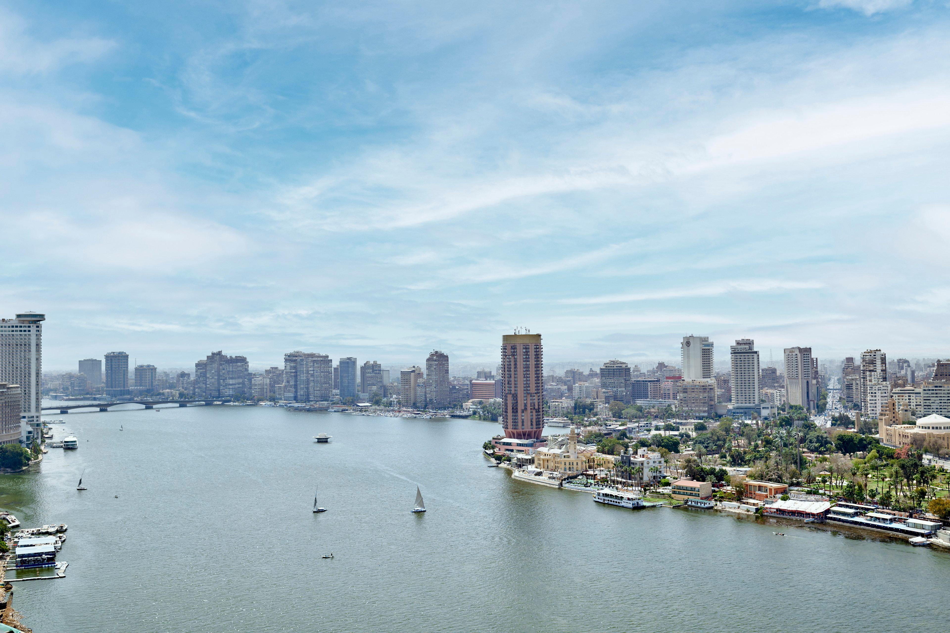 Double Club King Bed