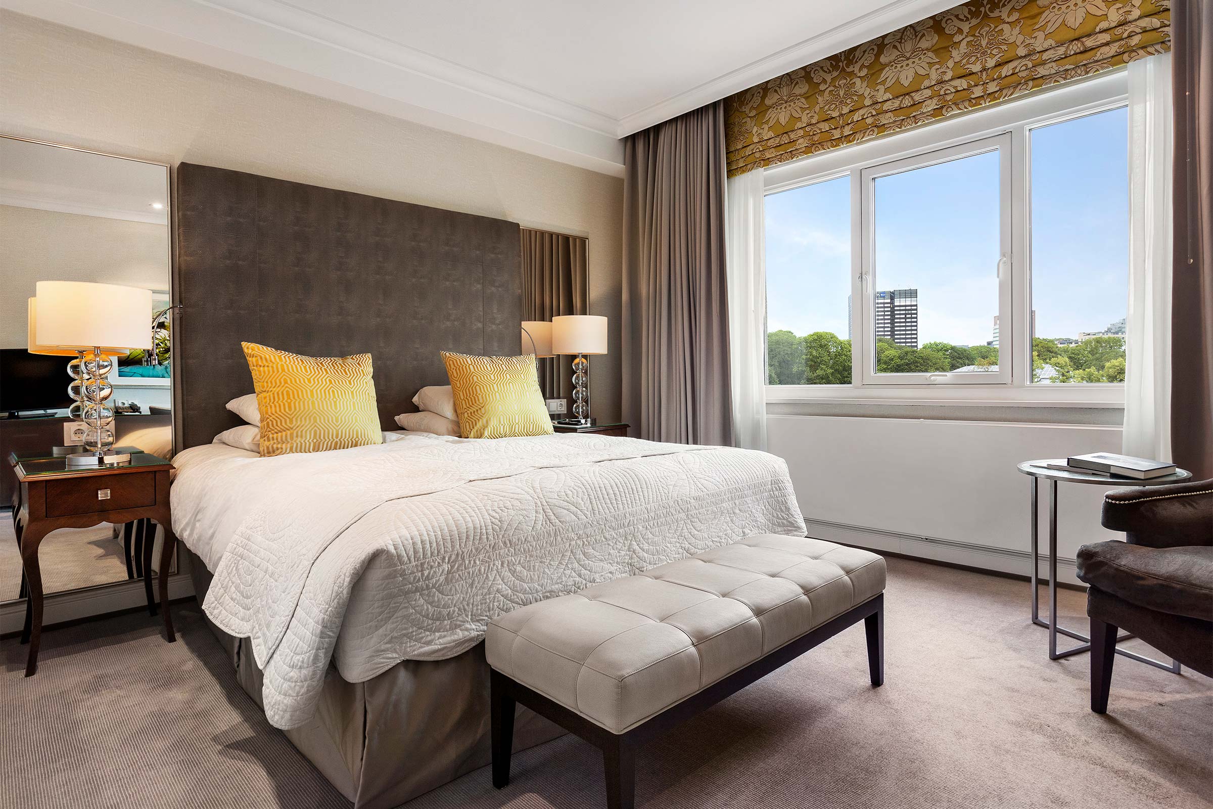 Double Superior King Bed