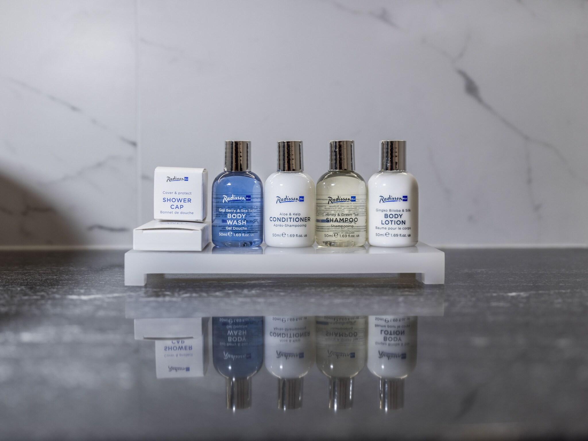 Family Room Queen Size Bed