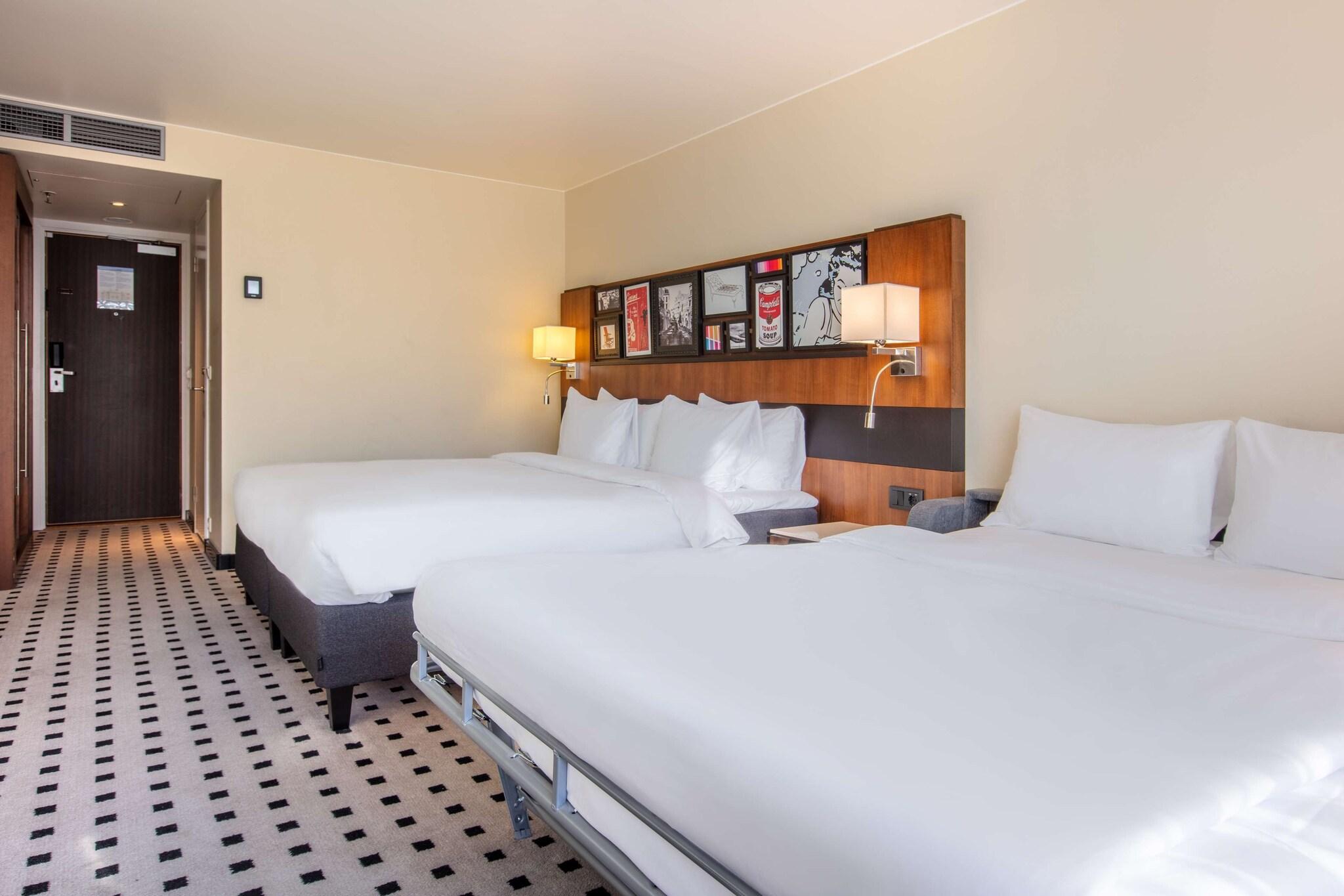 Family Room Queen Size Bed