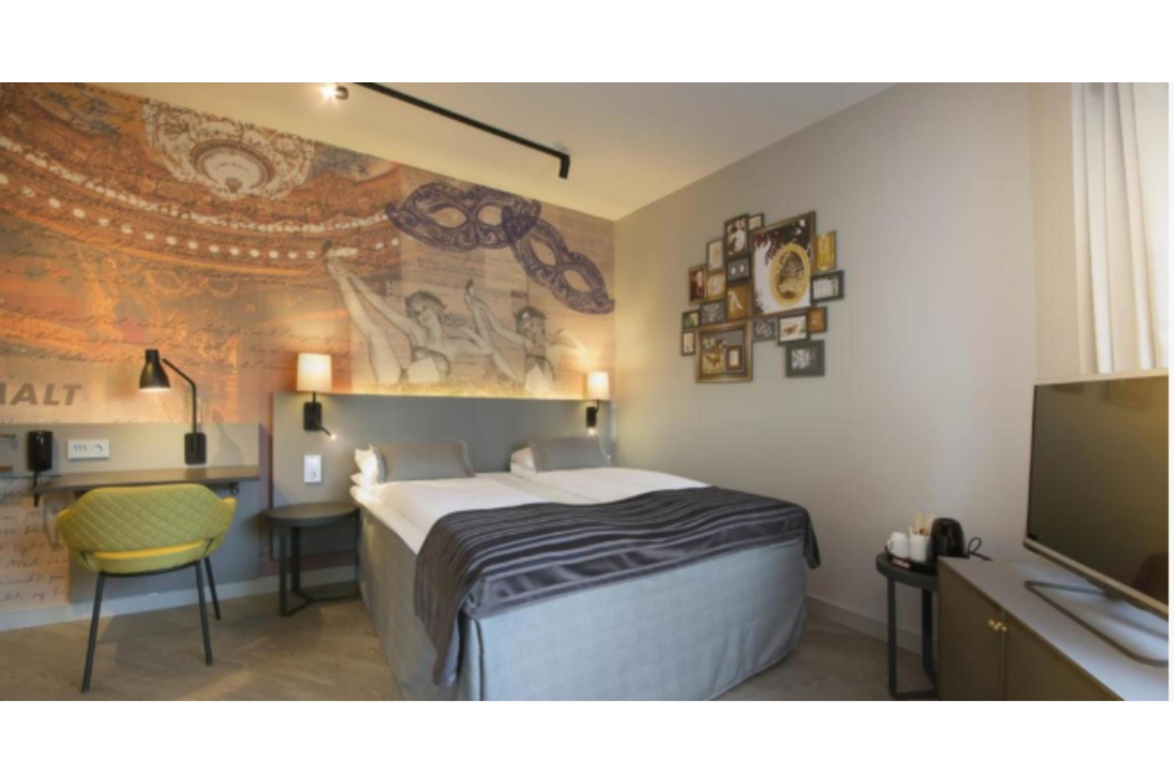 Family Room Standard