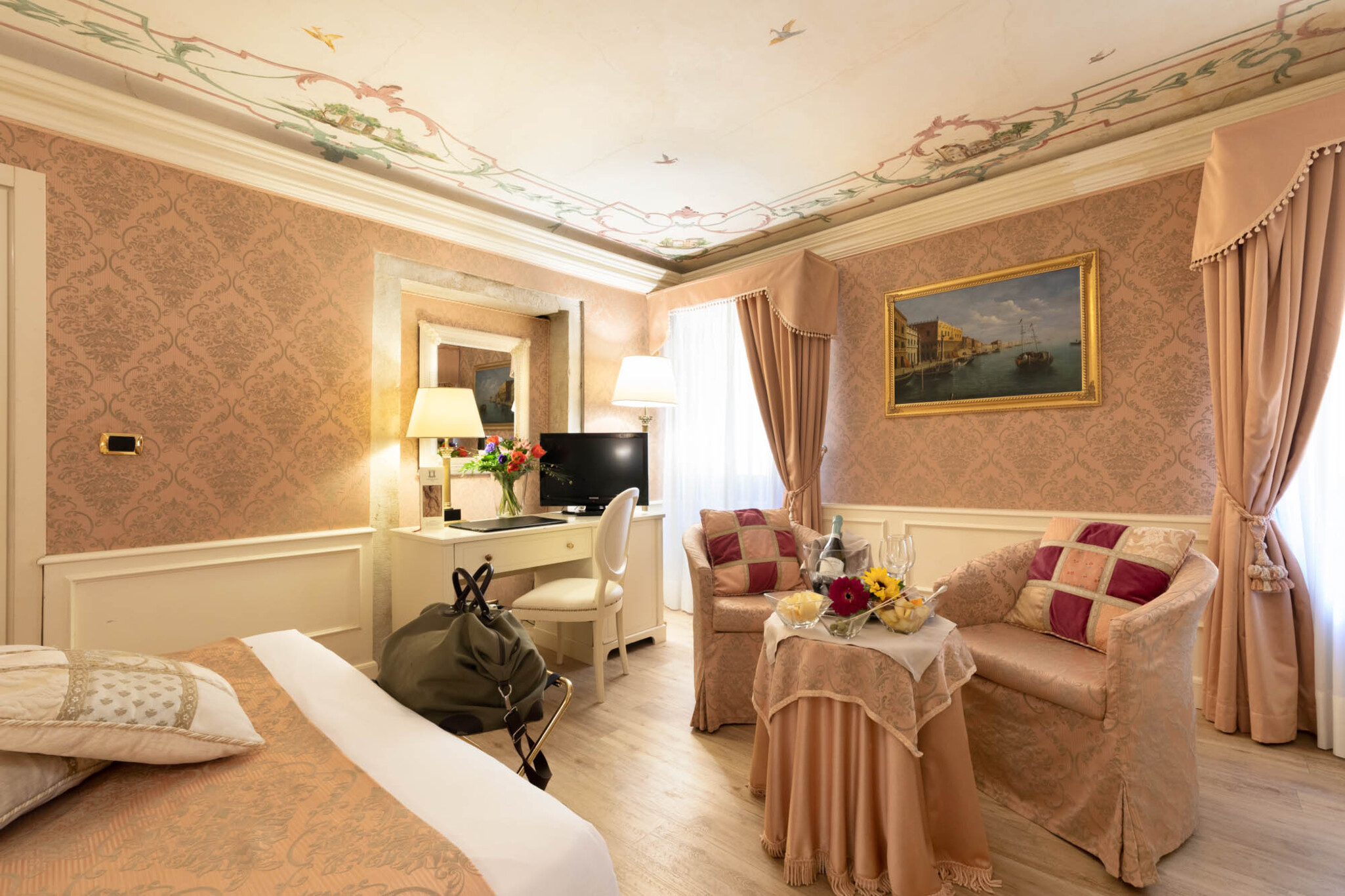 Double Deluxe Canal View