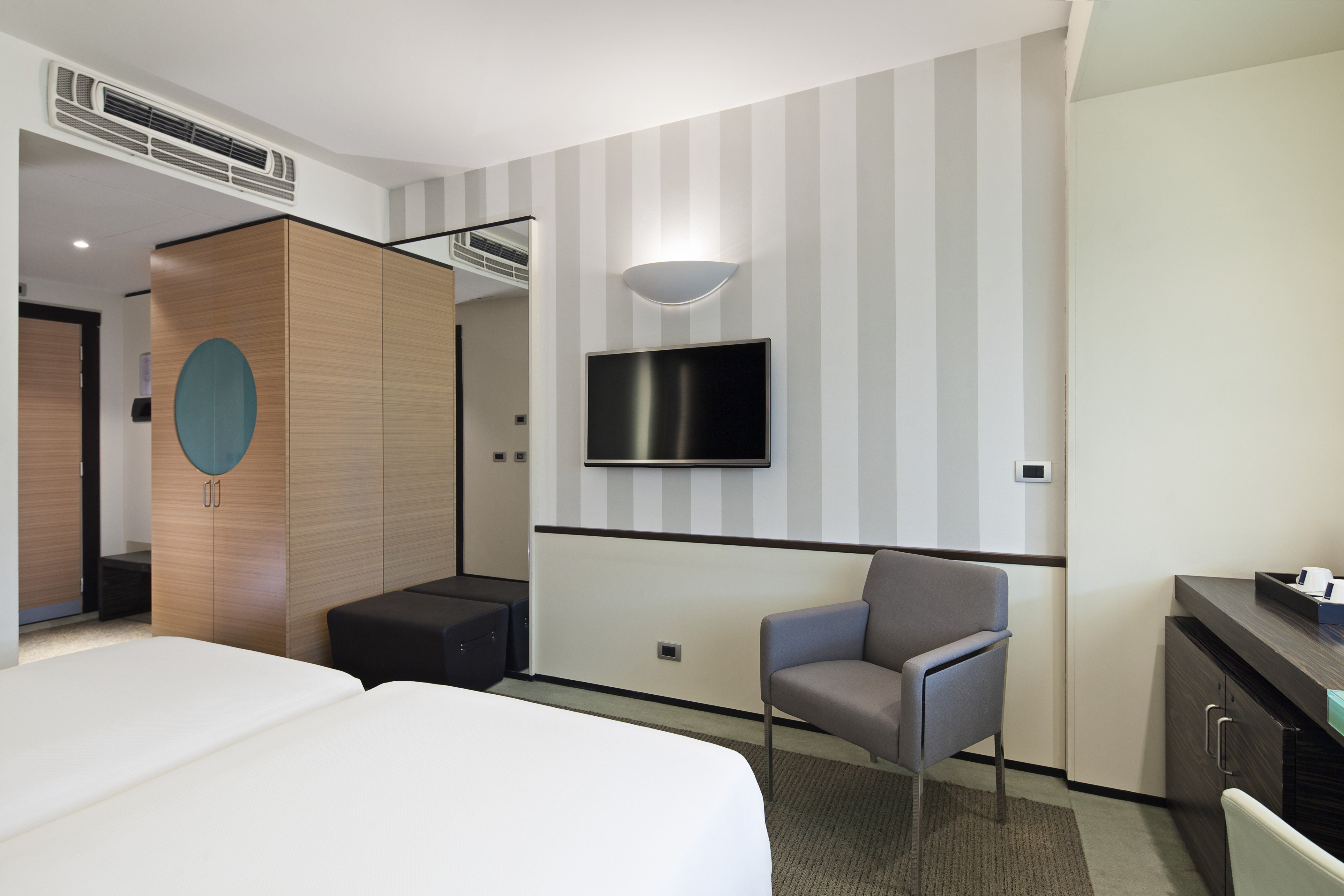 Double Single Superior