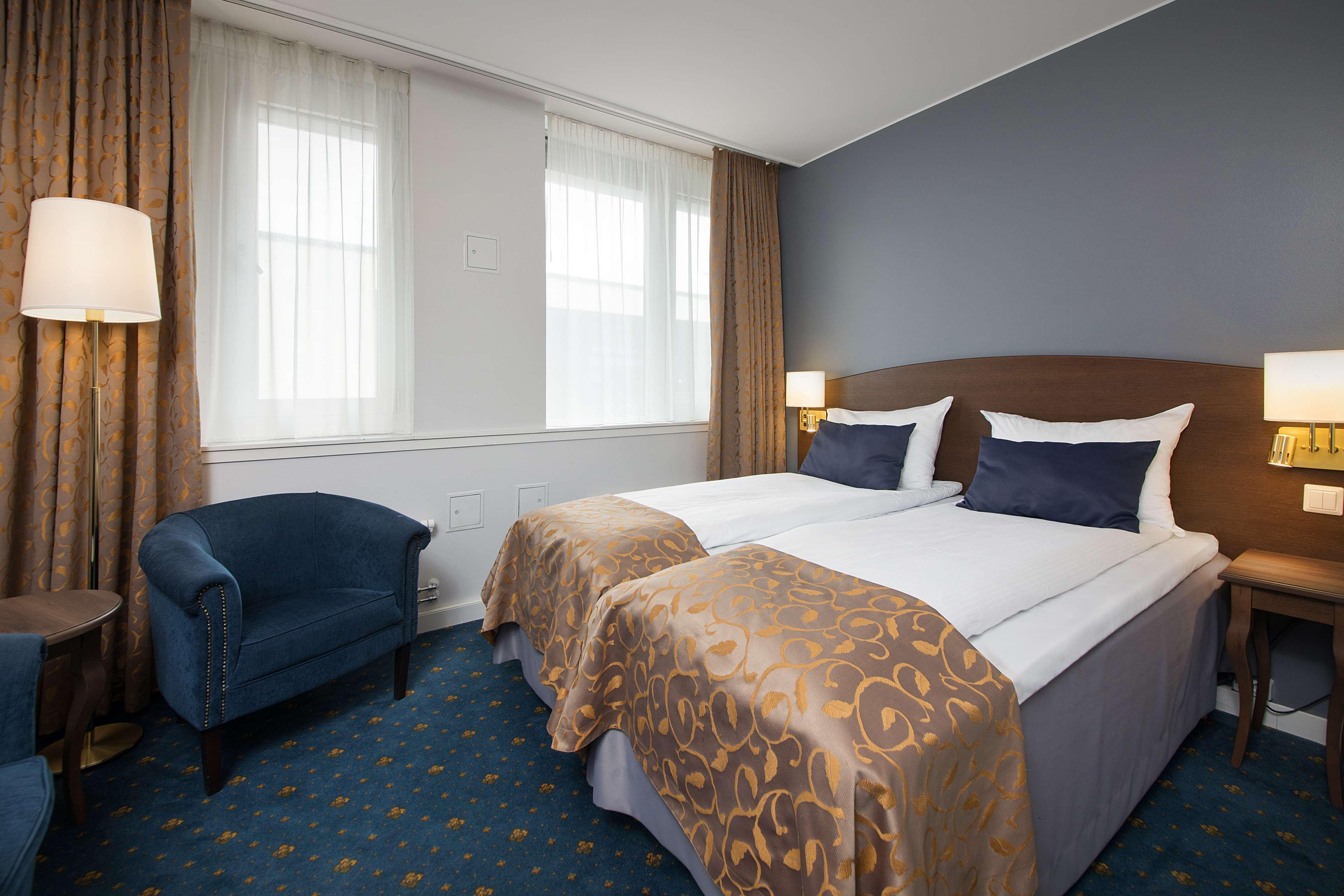 Double Superior Queen Bed