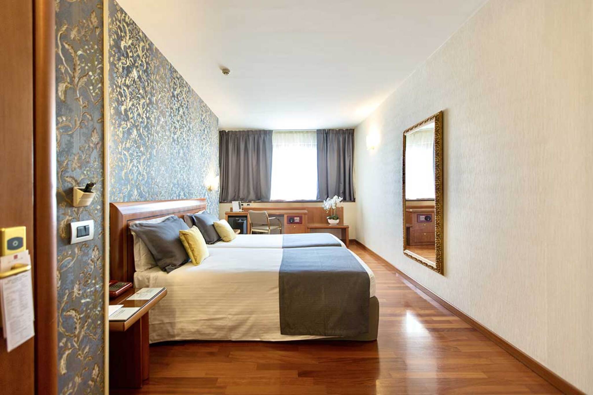 Double Single Classic