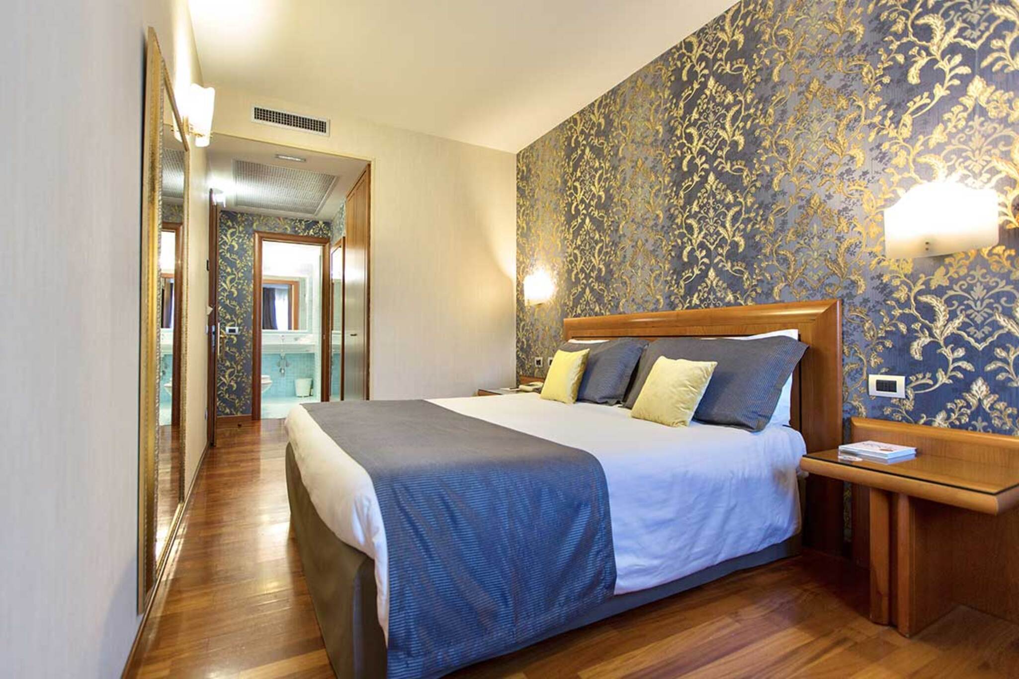 Double Single Classic