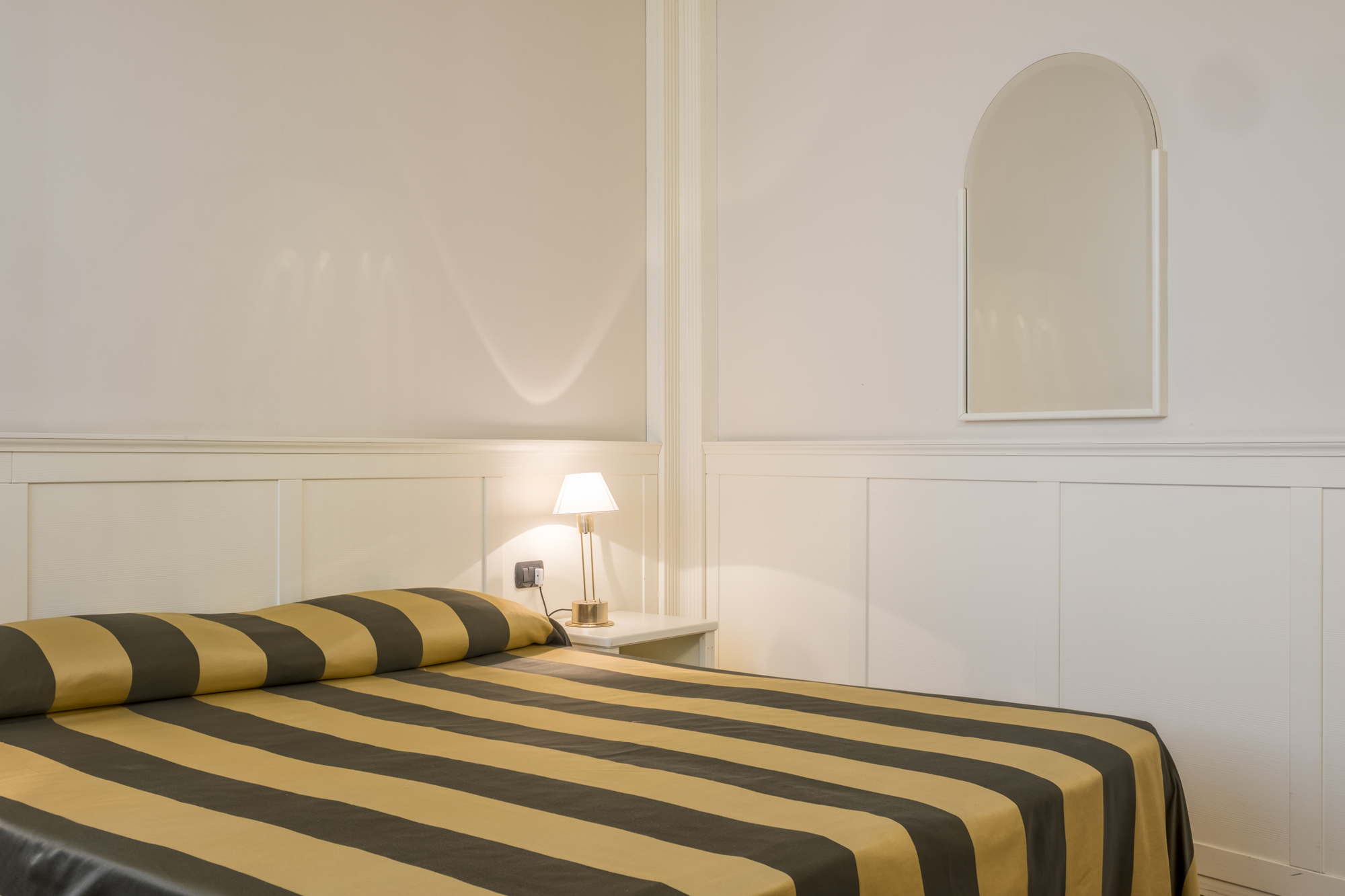 Double or Twin Standard