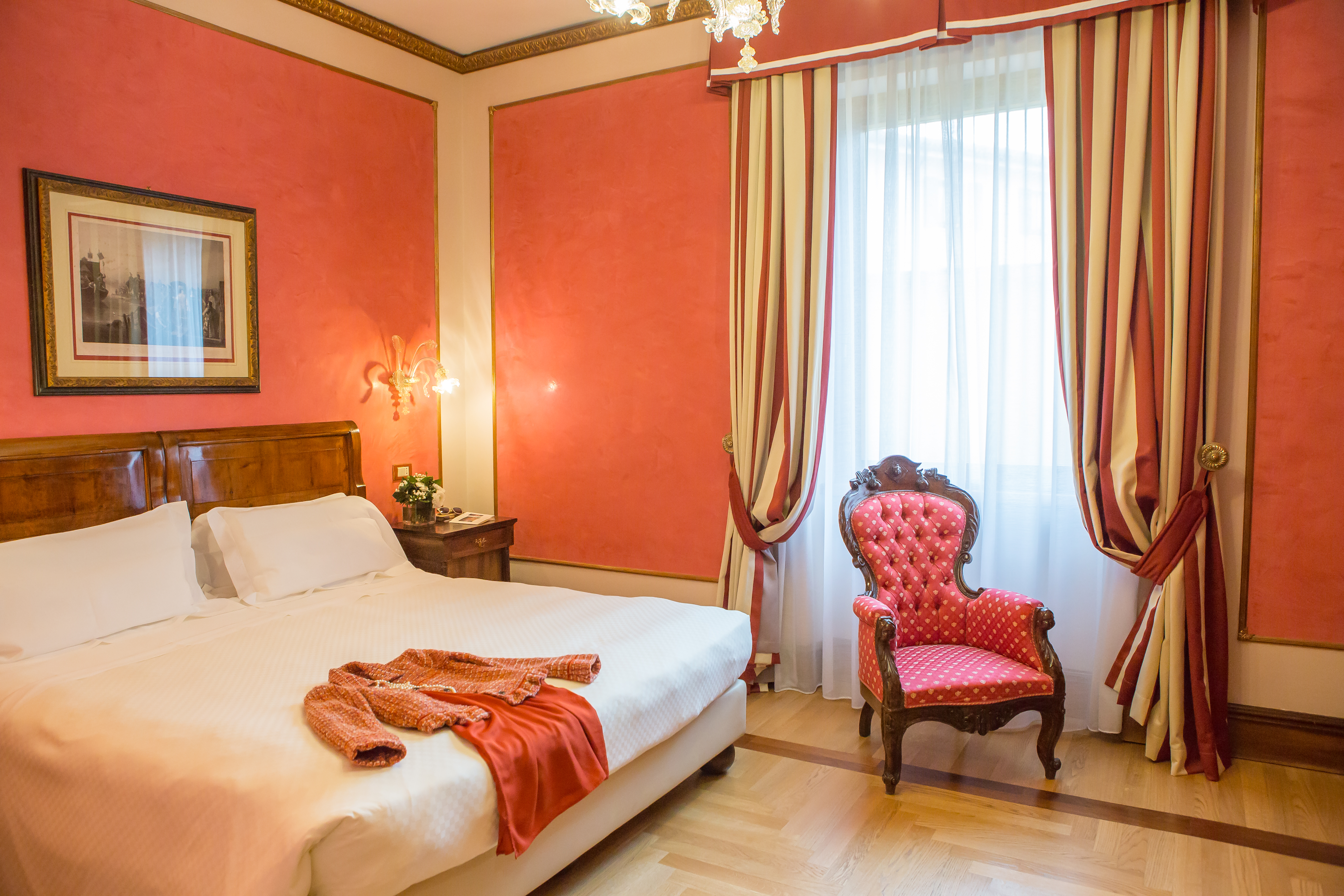 Twin Classic Queen Bed