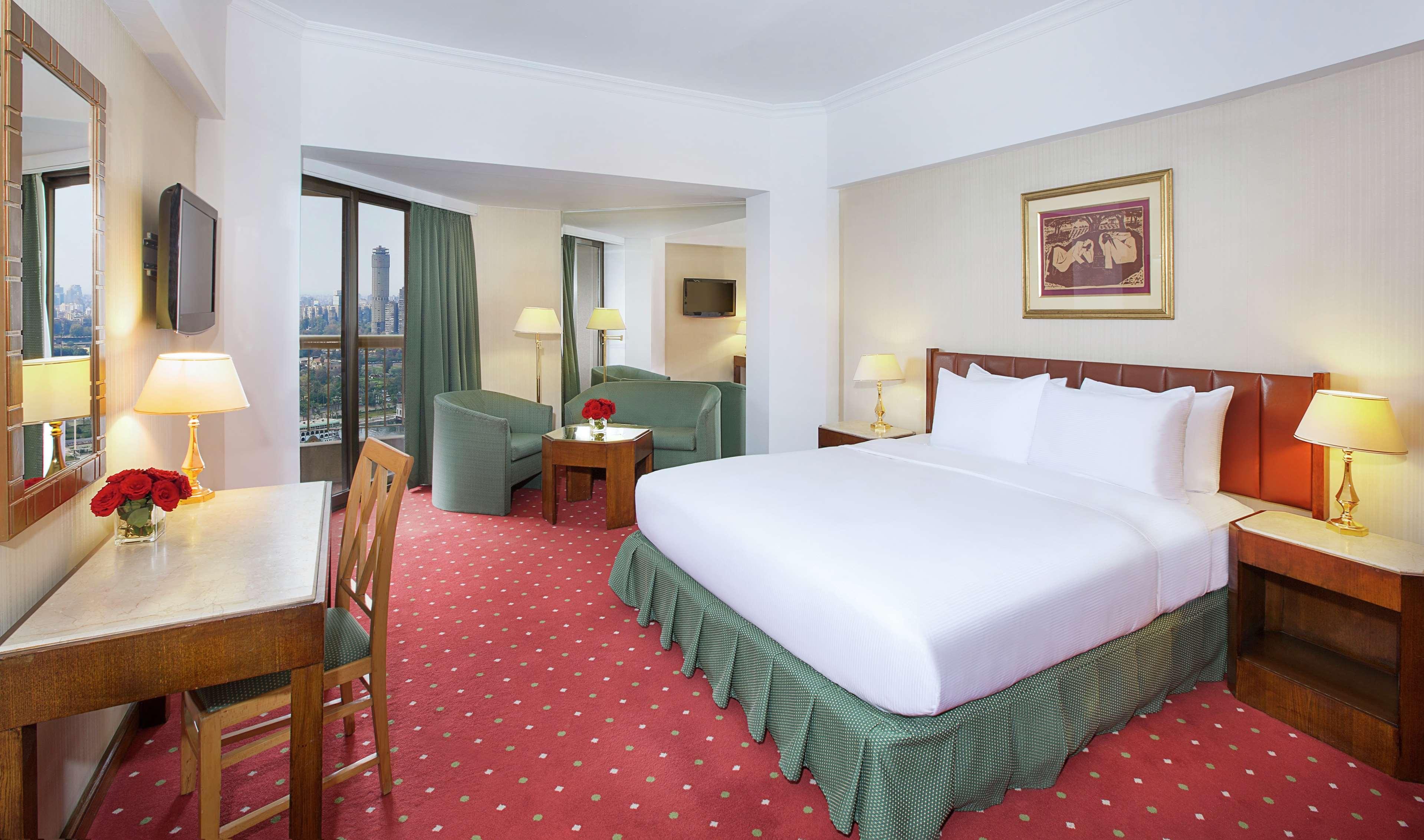 Double Deluxe King Bed