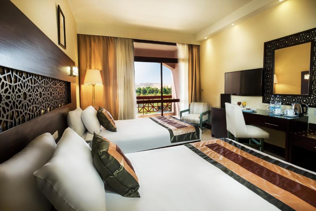 Double Superior River View