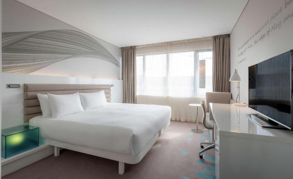 Double Premium King Bed