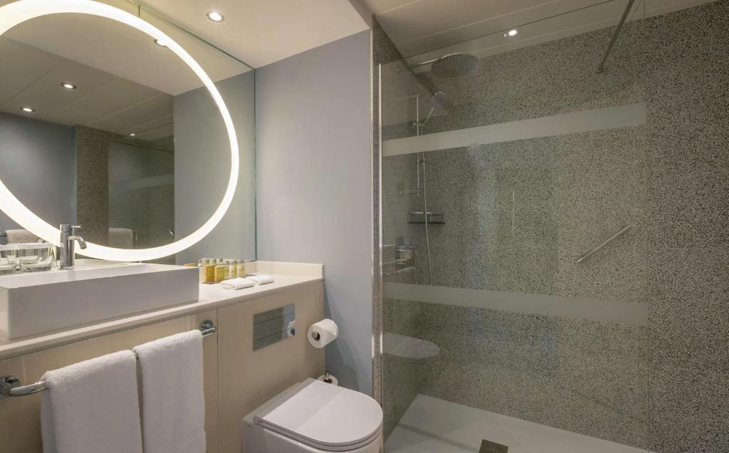 Double Premium King Bed