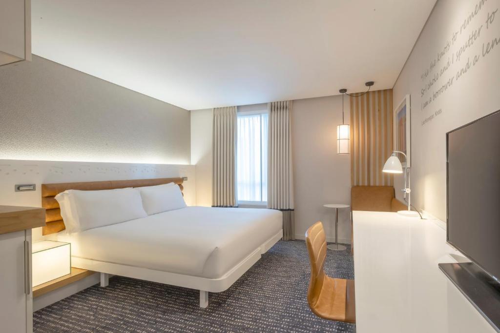 Double Premium King Bed