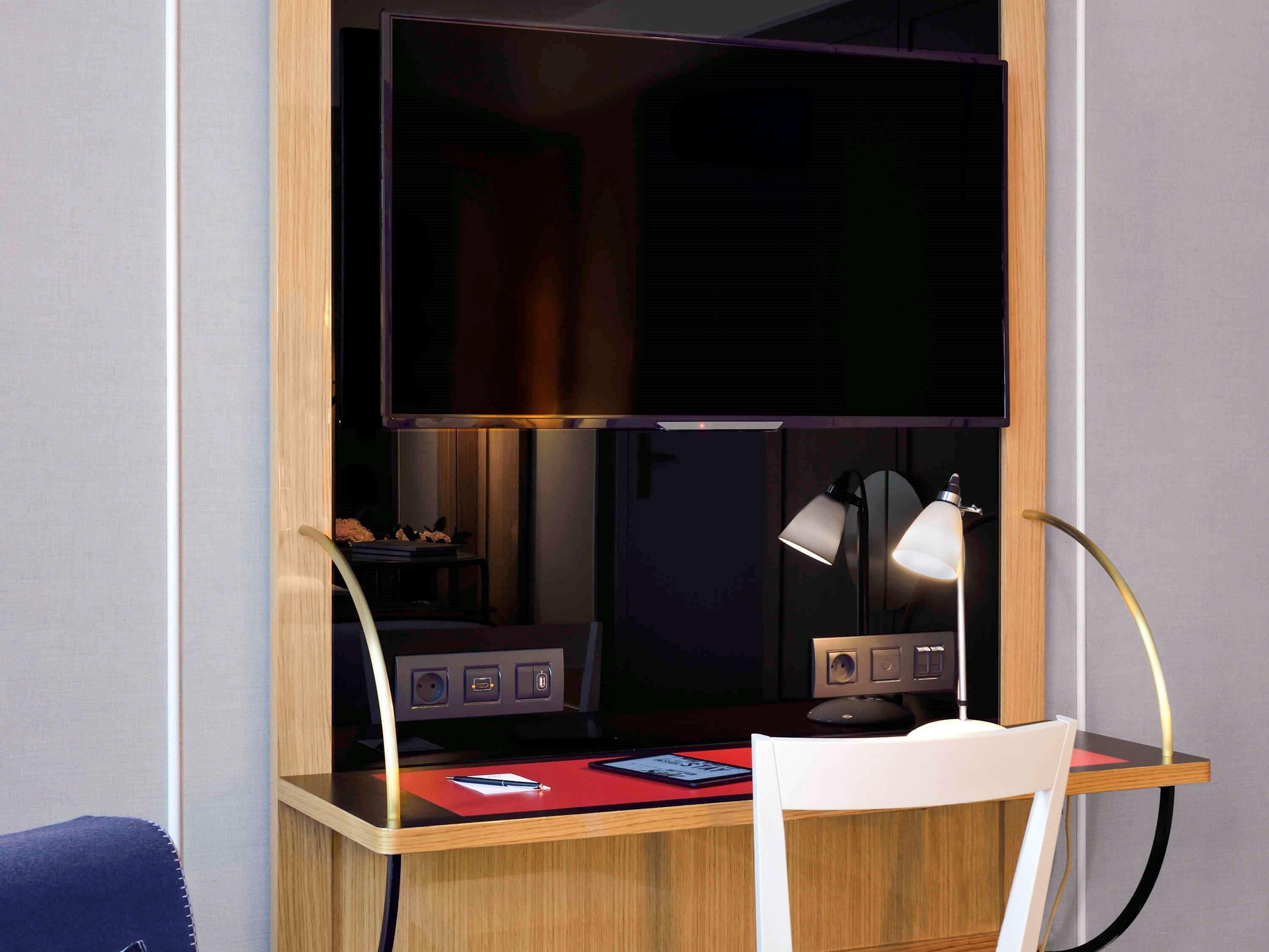 Double Superior Queen Bed