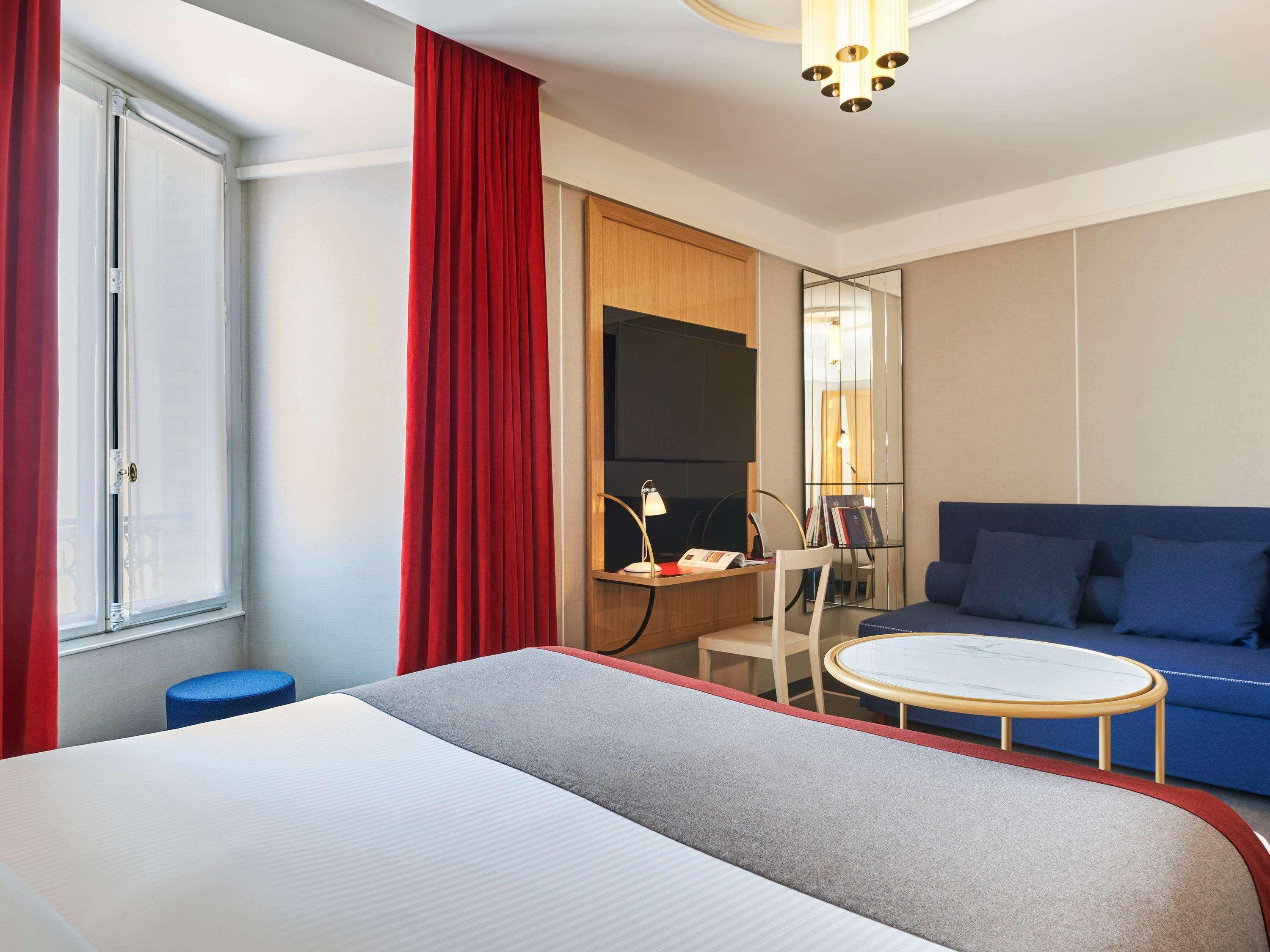 Double Deluxe Queen Bed