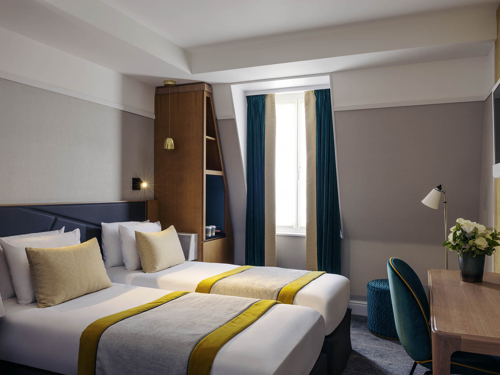 Double or Twin Classic Double Bed