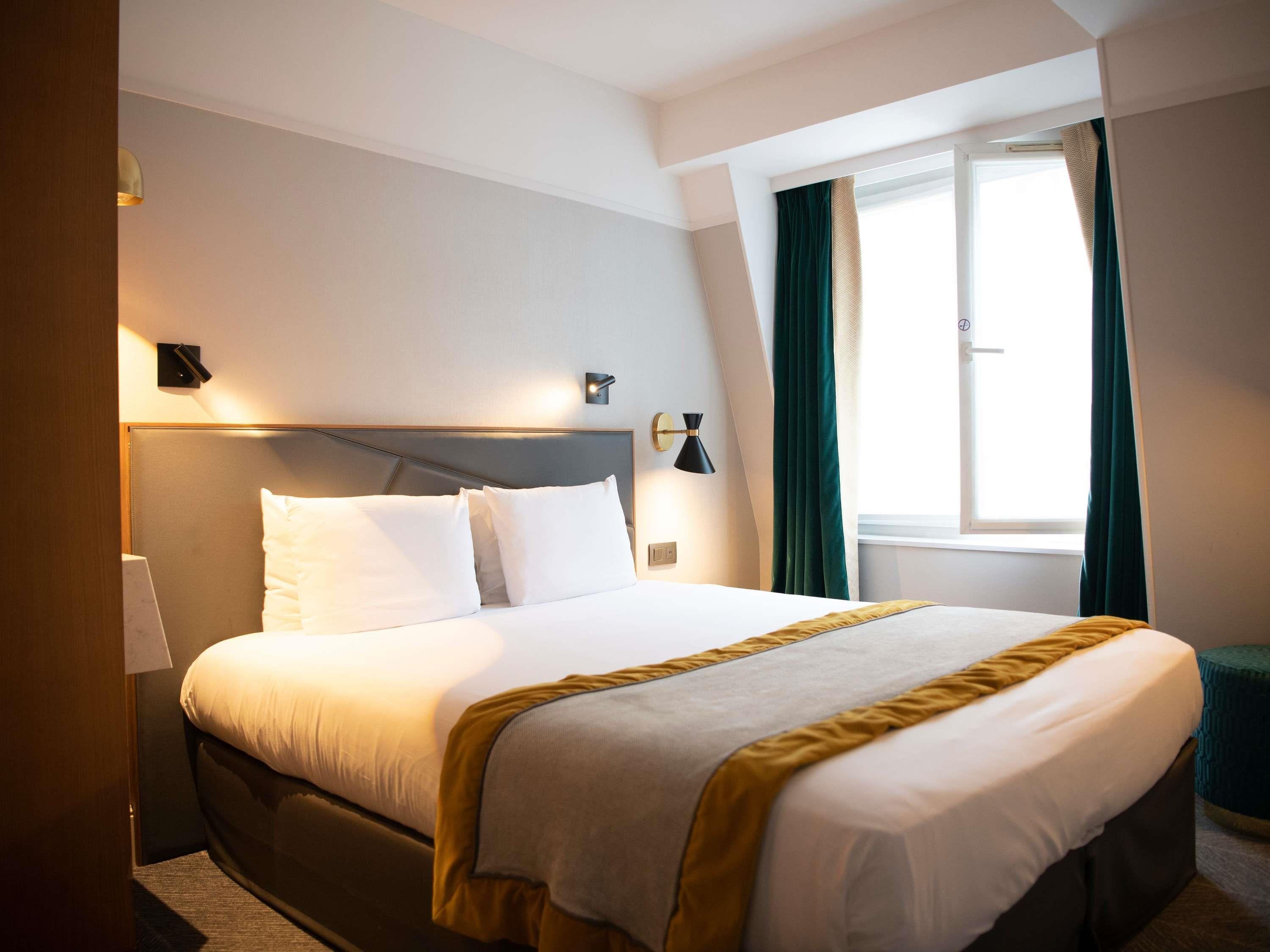 Double Classic Double Bed