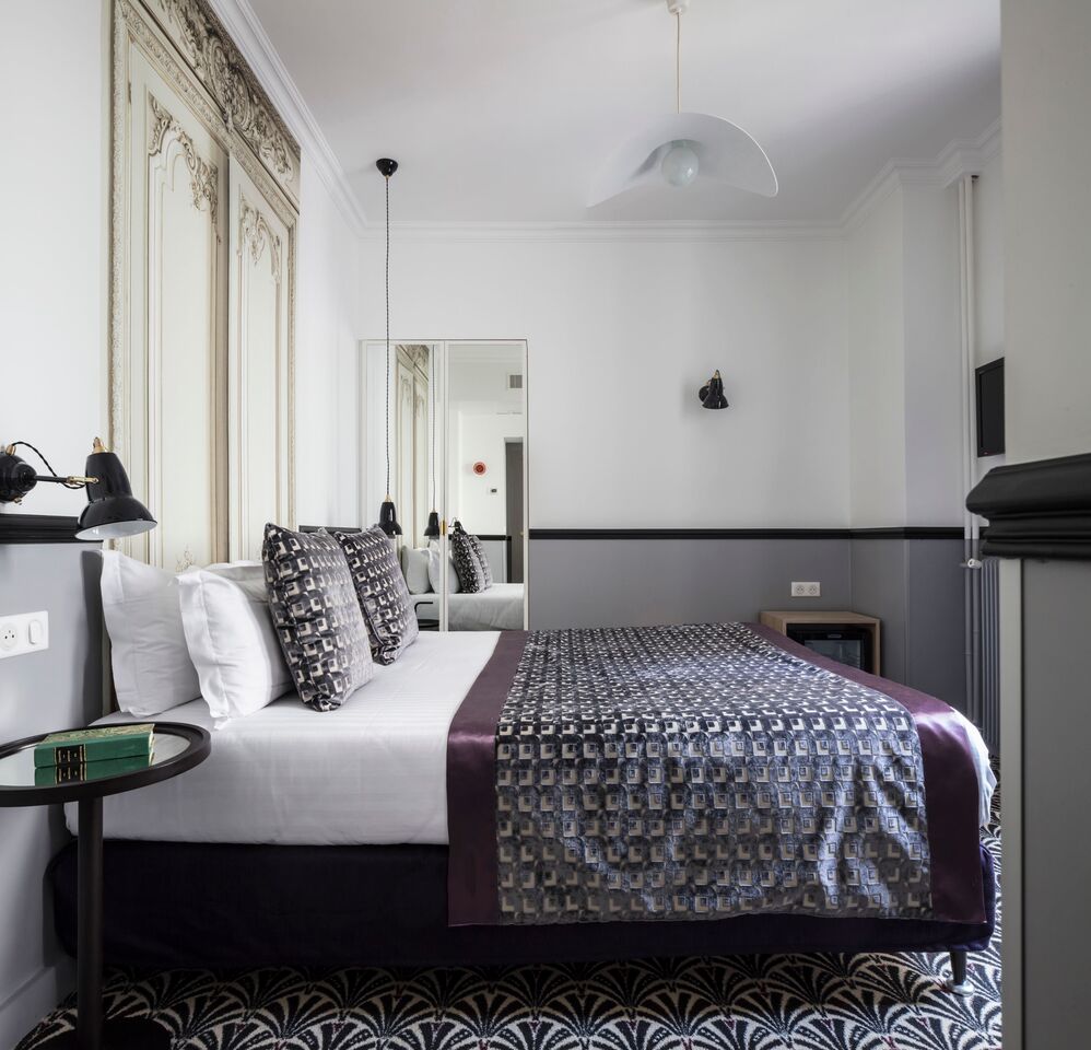 Double or Twin Standard