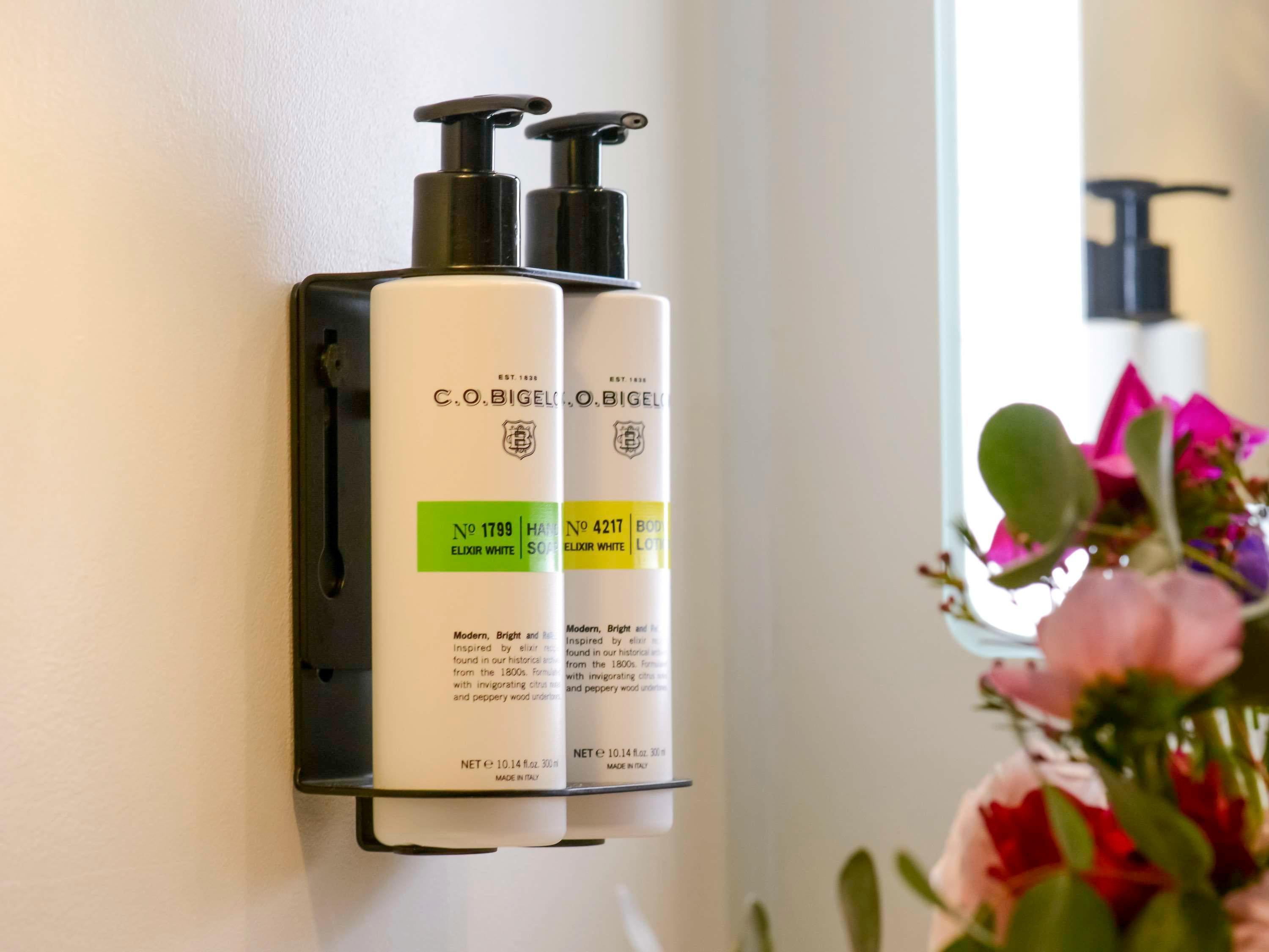 Double Deluxe King Bed