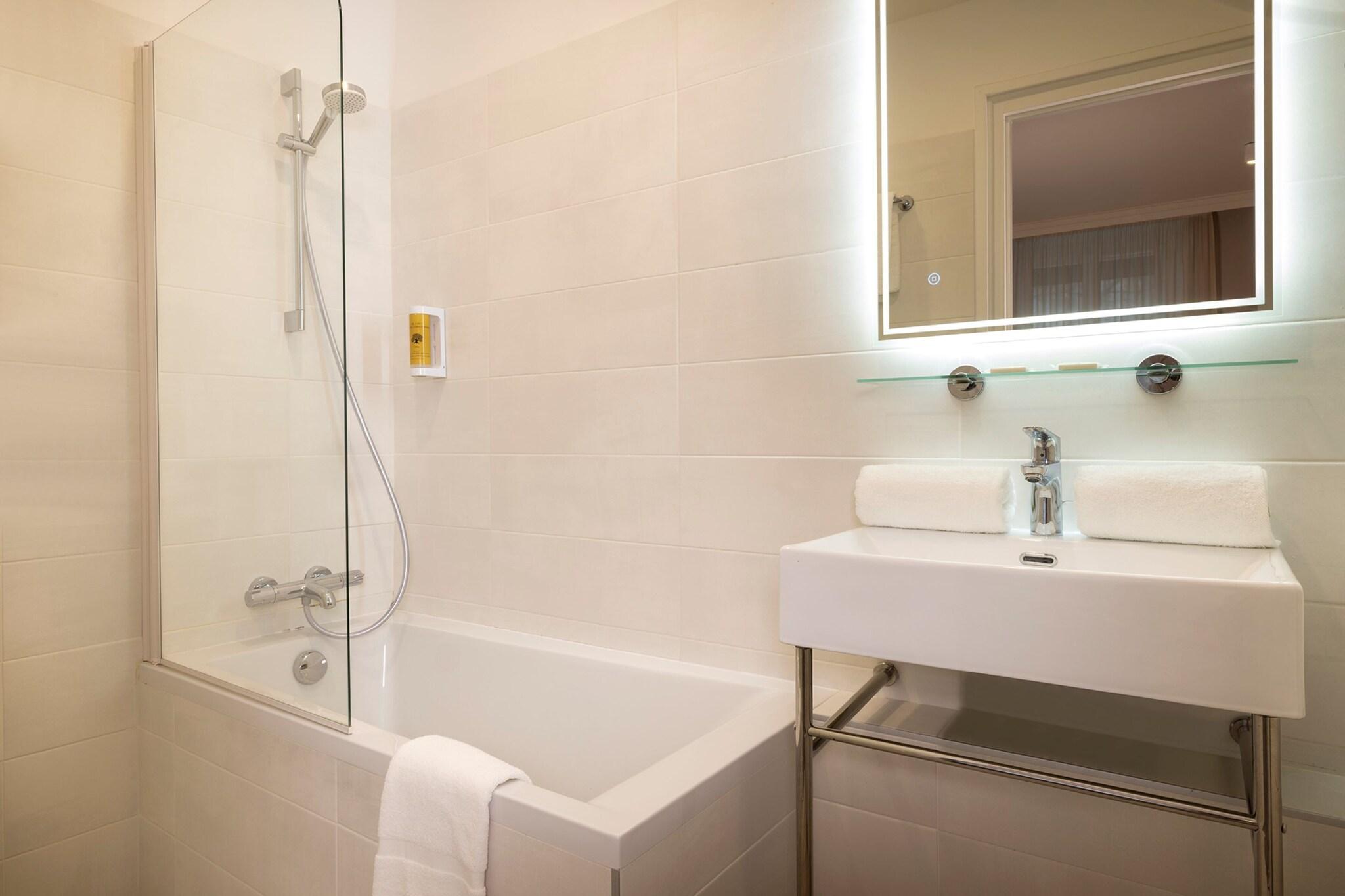 Double Superior City View