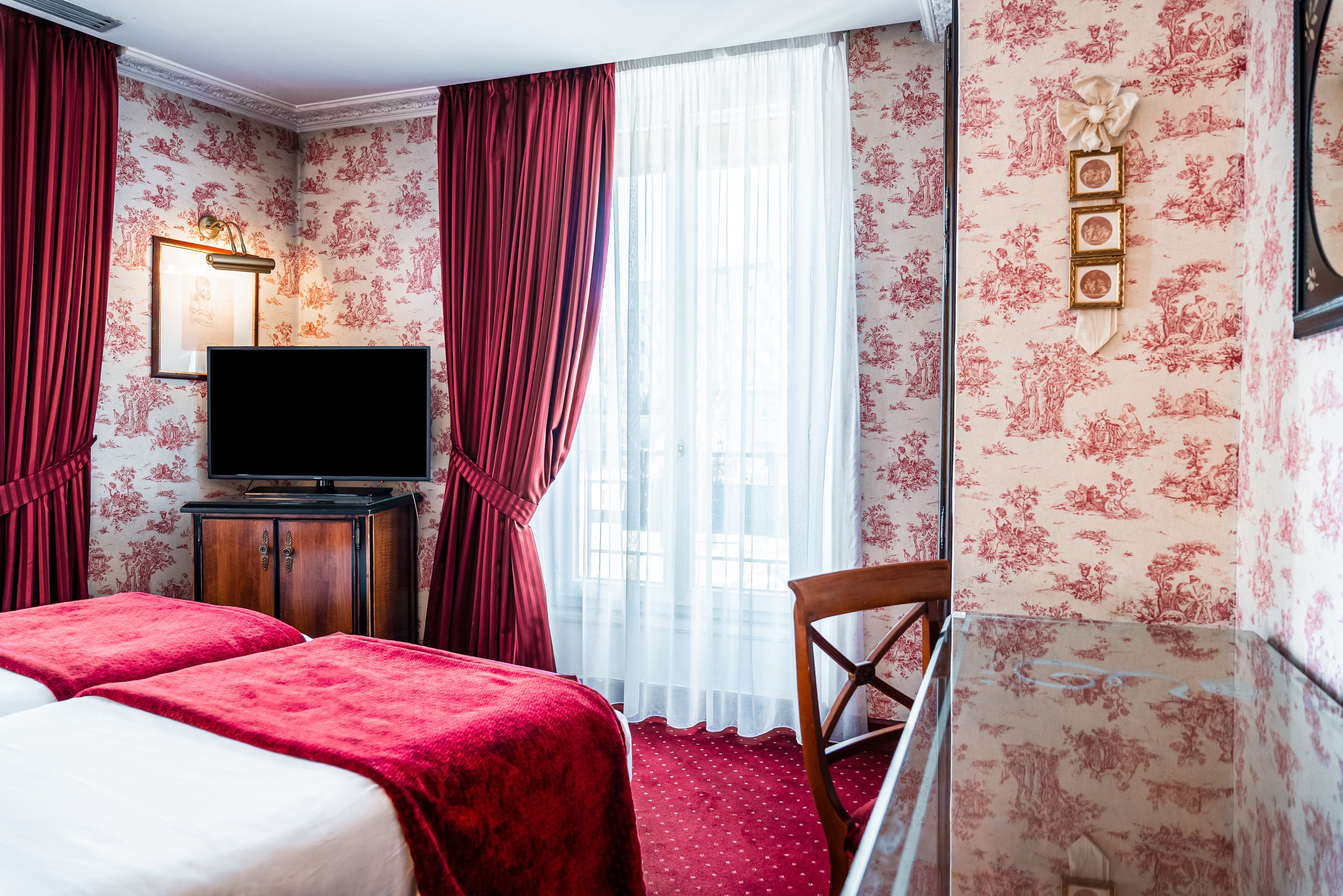 Double or Twin Superior