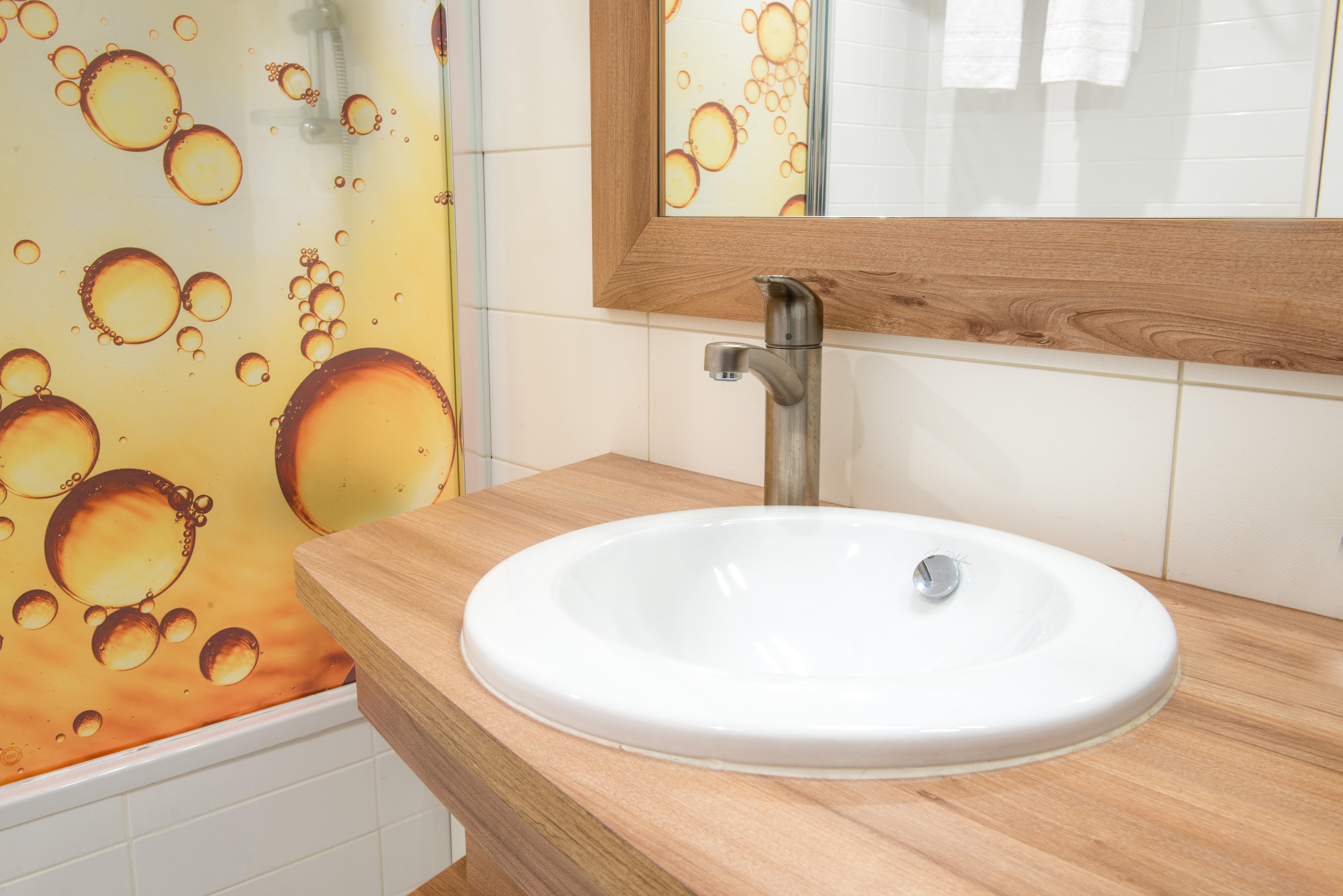 Double Premium Queen Bed