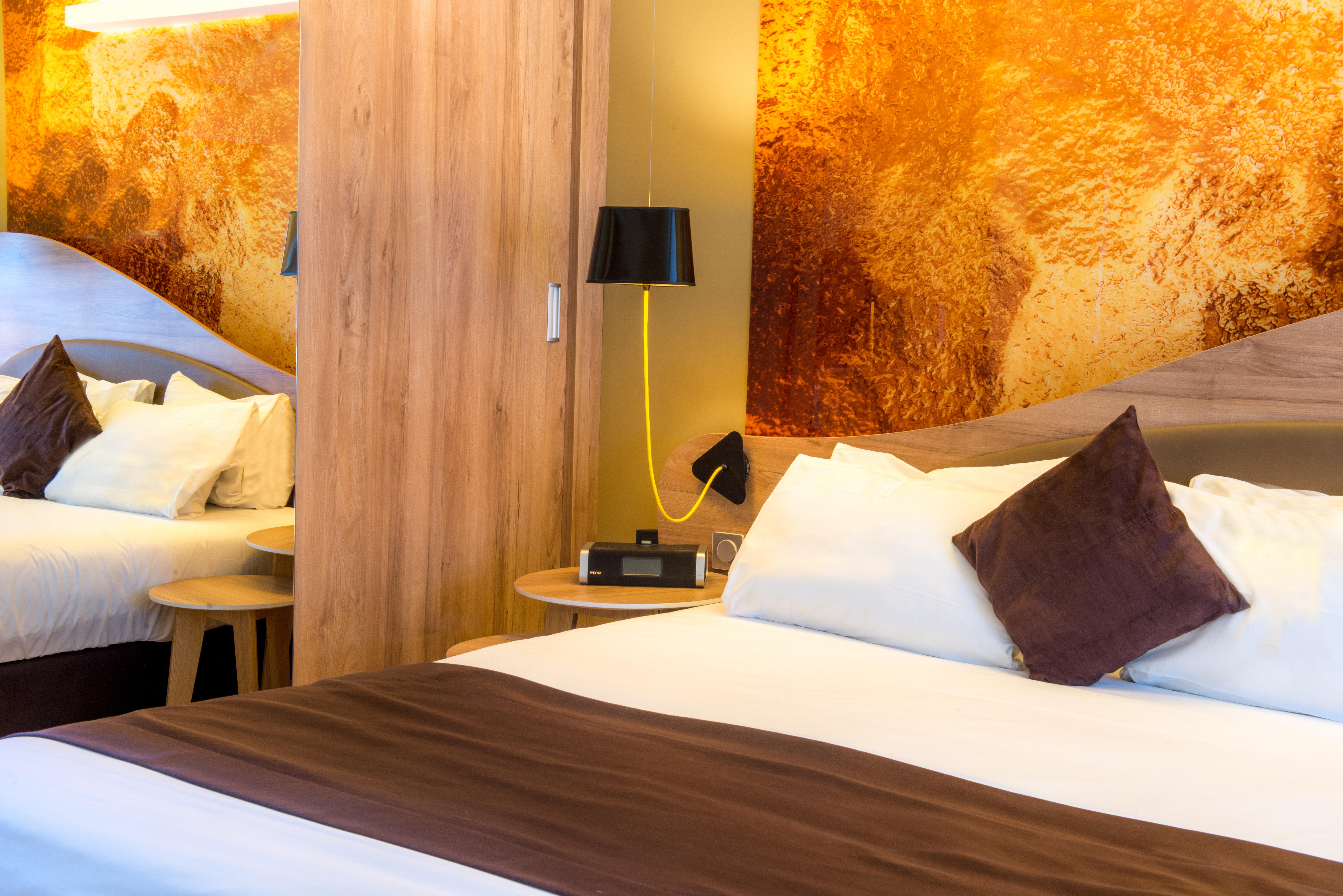 Suite Queen Size Bed