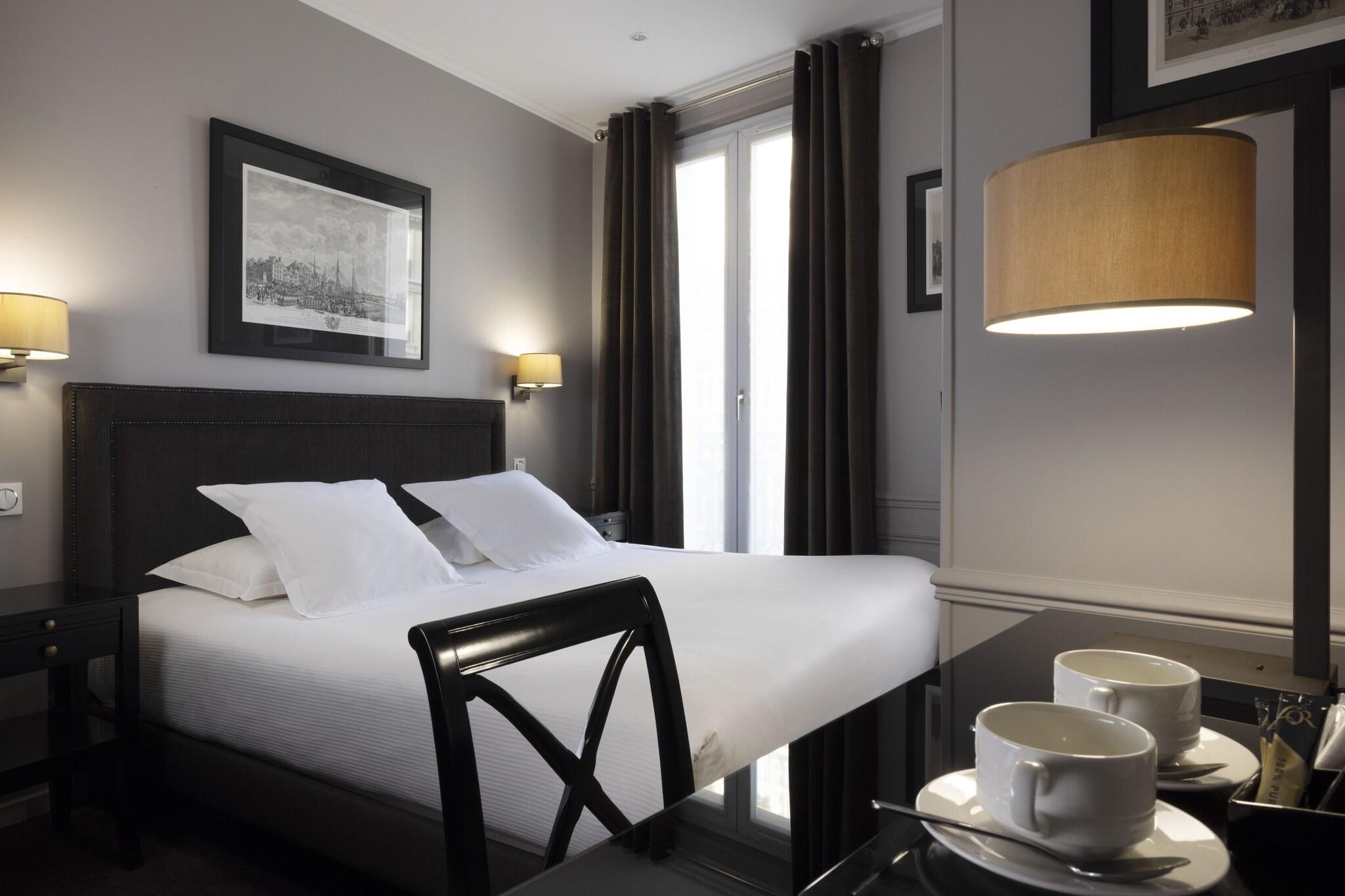 Suite Deluxe Queen Bed