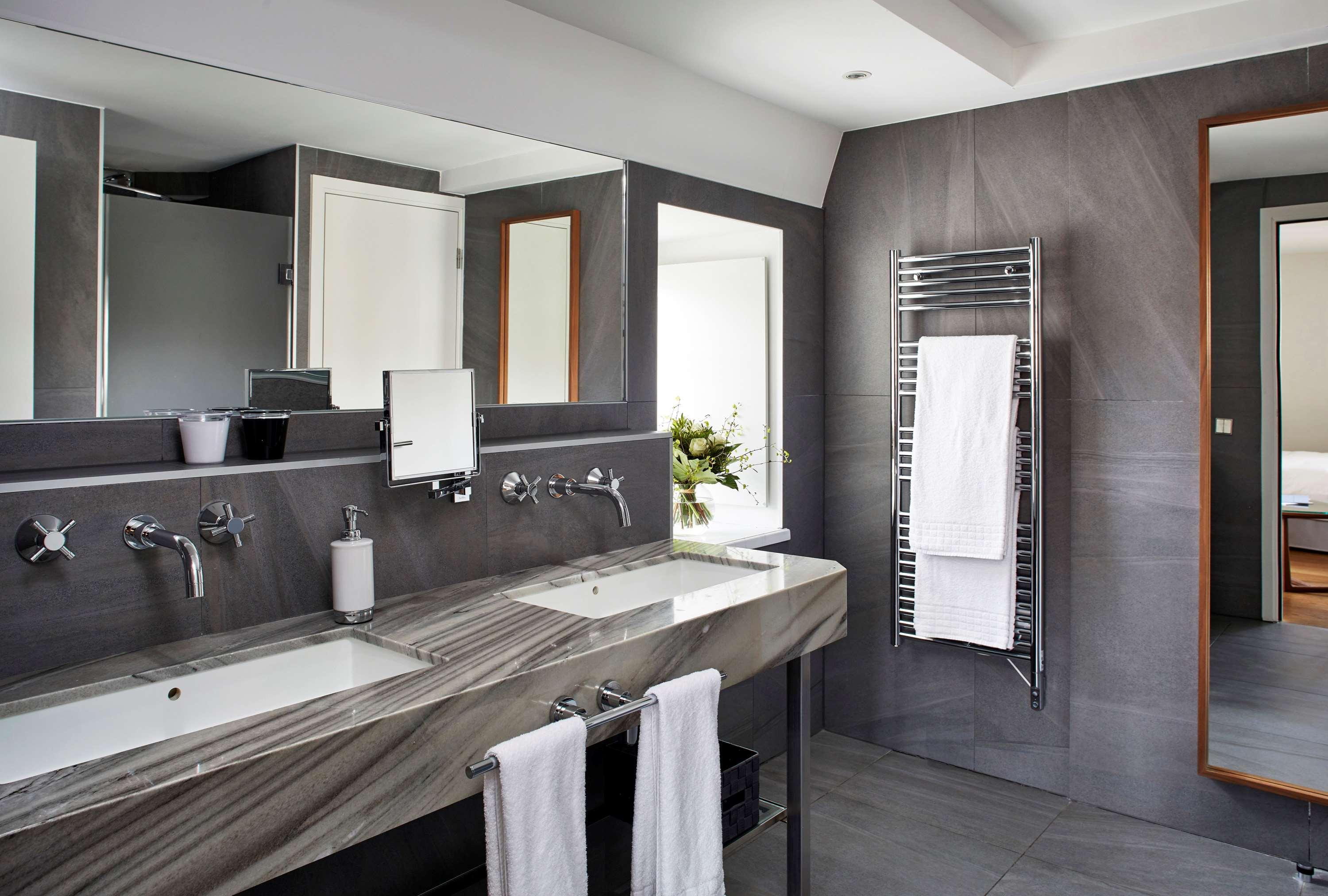 Double or Twin Executive