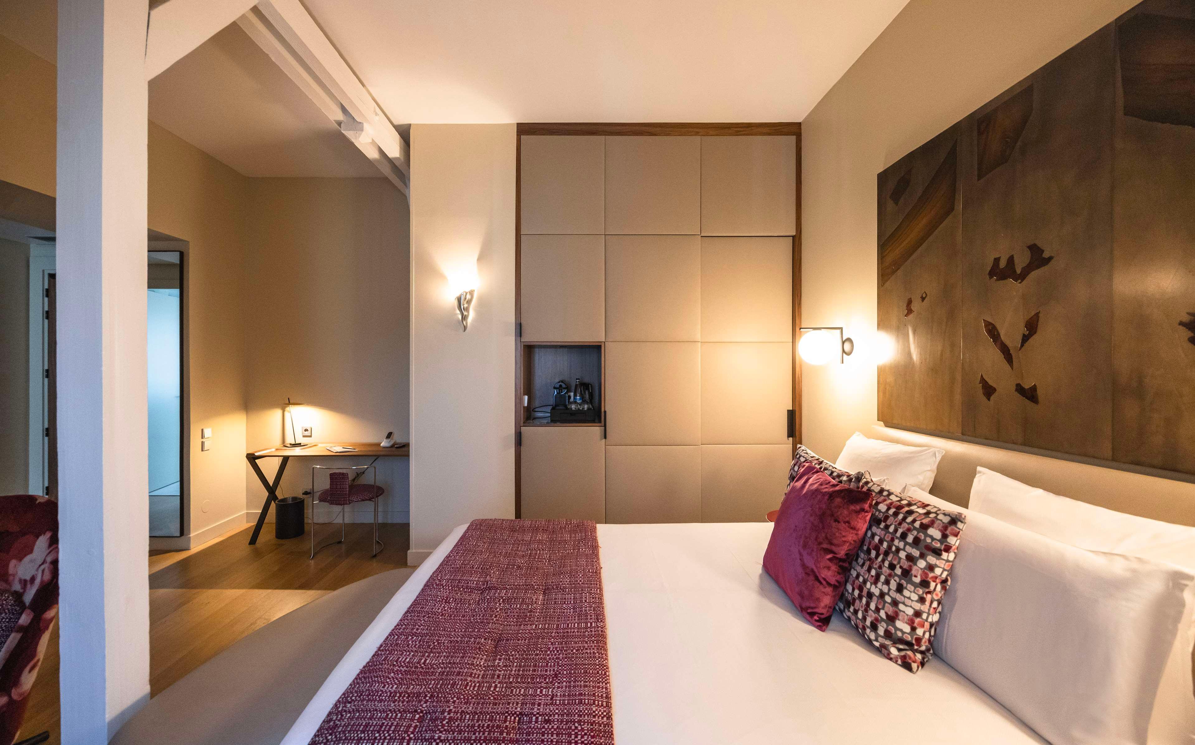 Double or Twin Superior