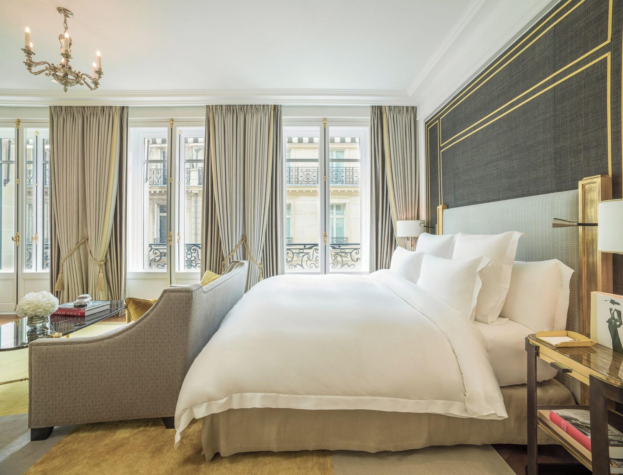 Junior Suite King Size Bed