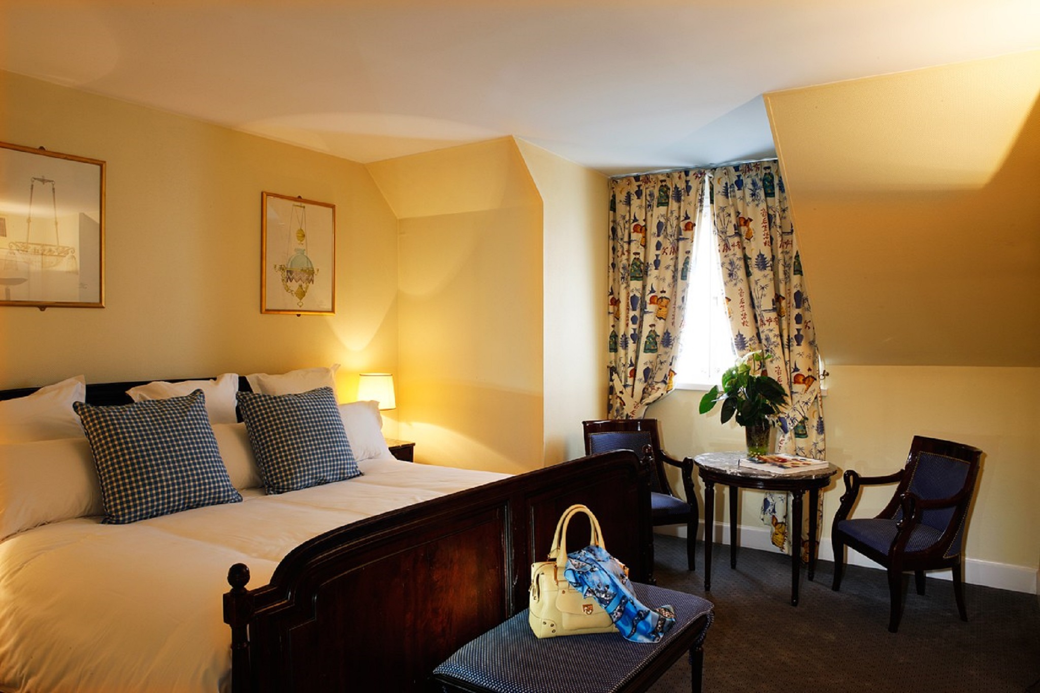 Double or Twin Duplex