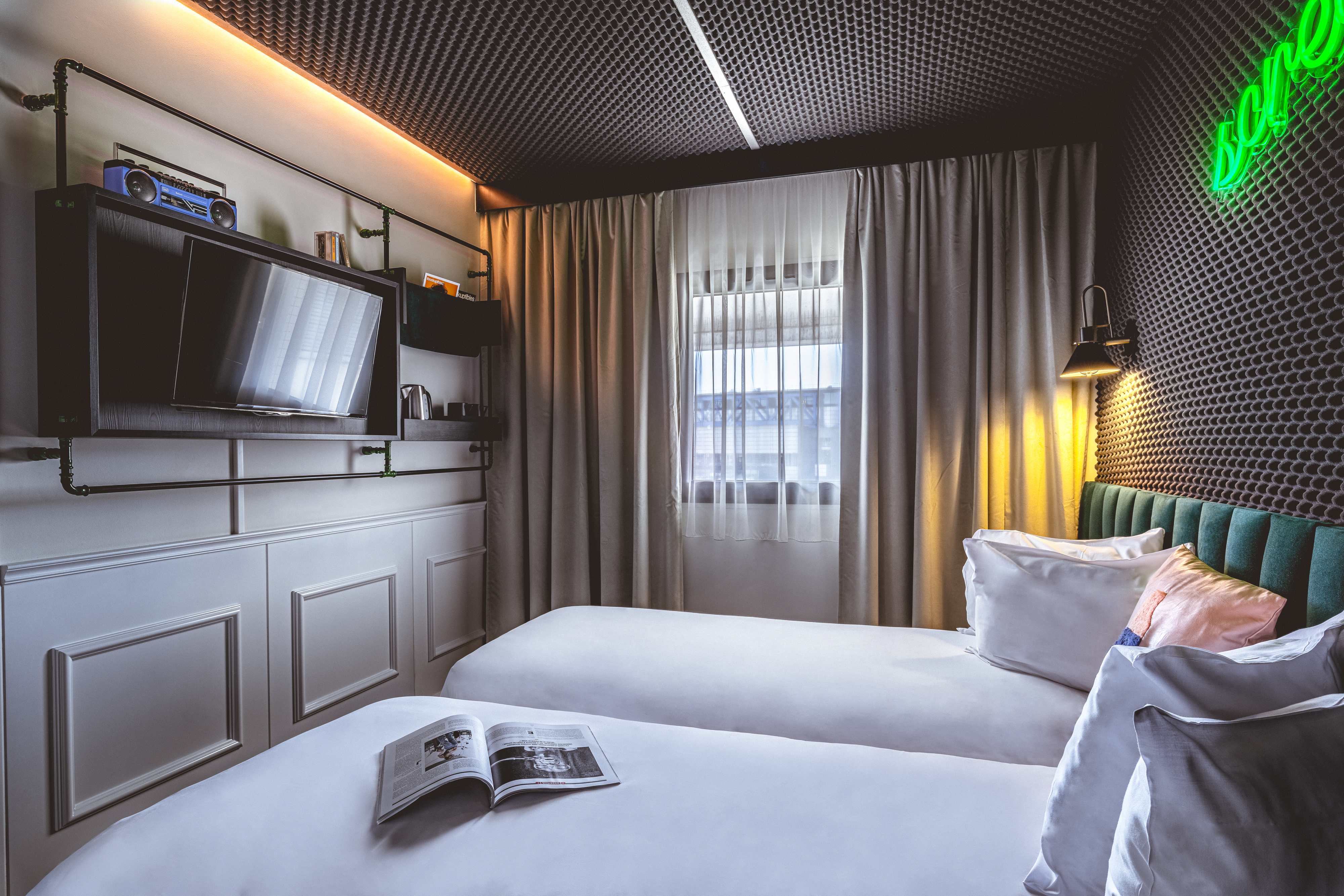 Double or Twin Superior