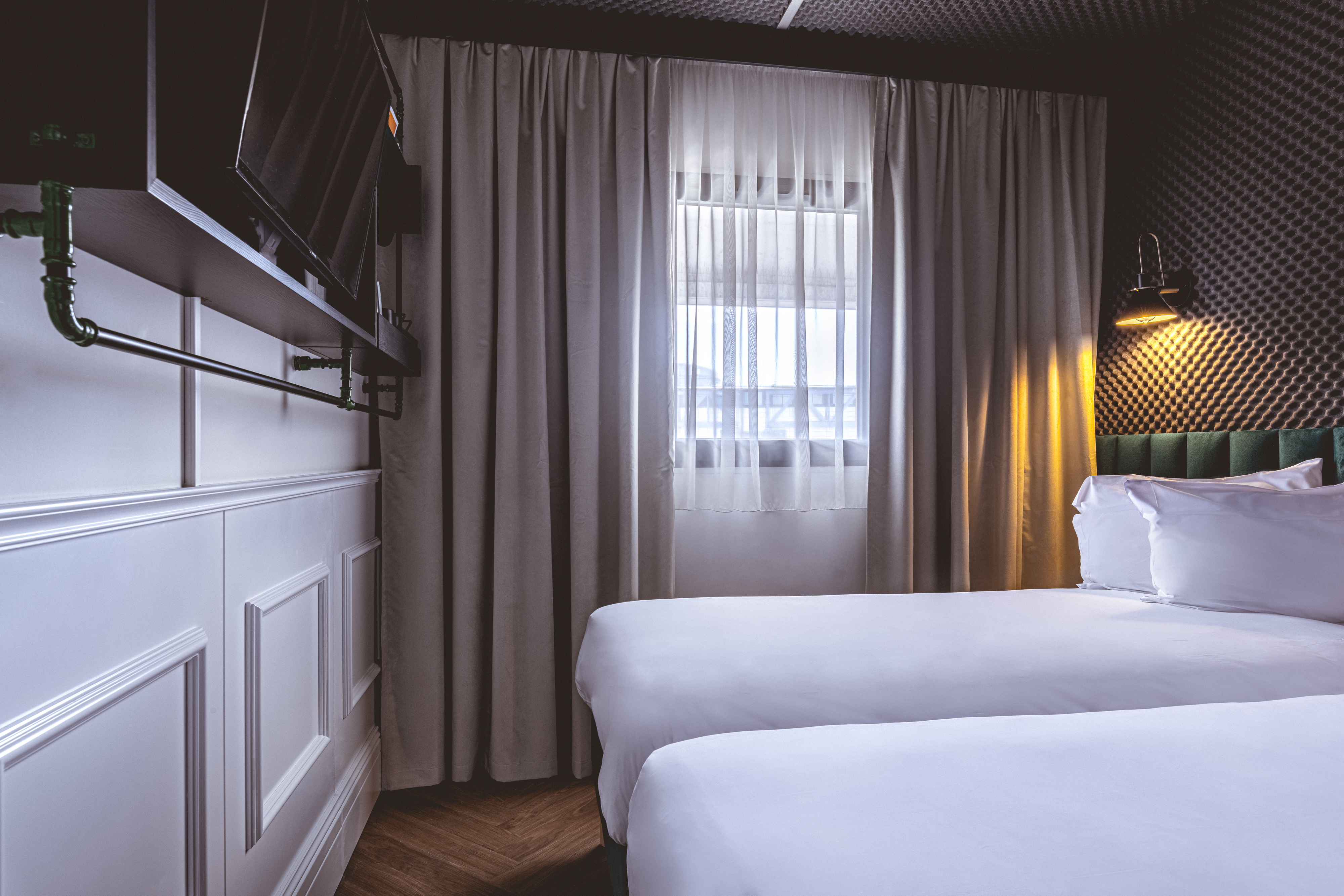 Double or Twin Superior