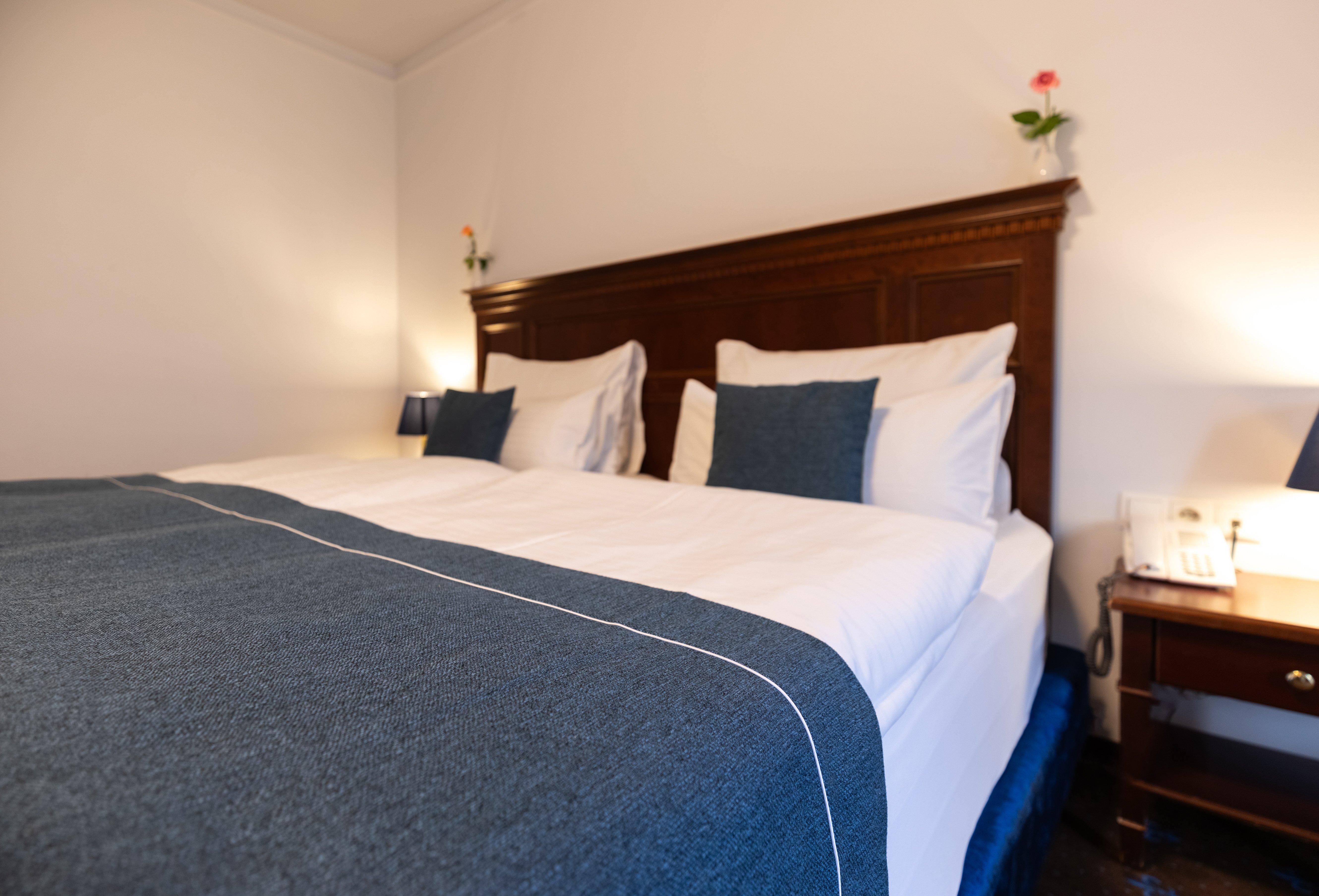 Double City View King Bed