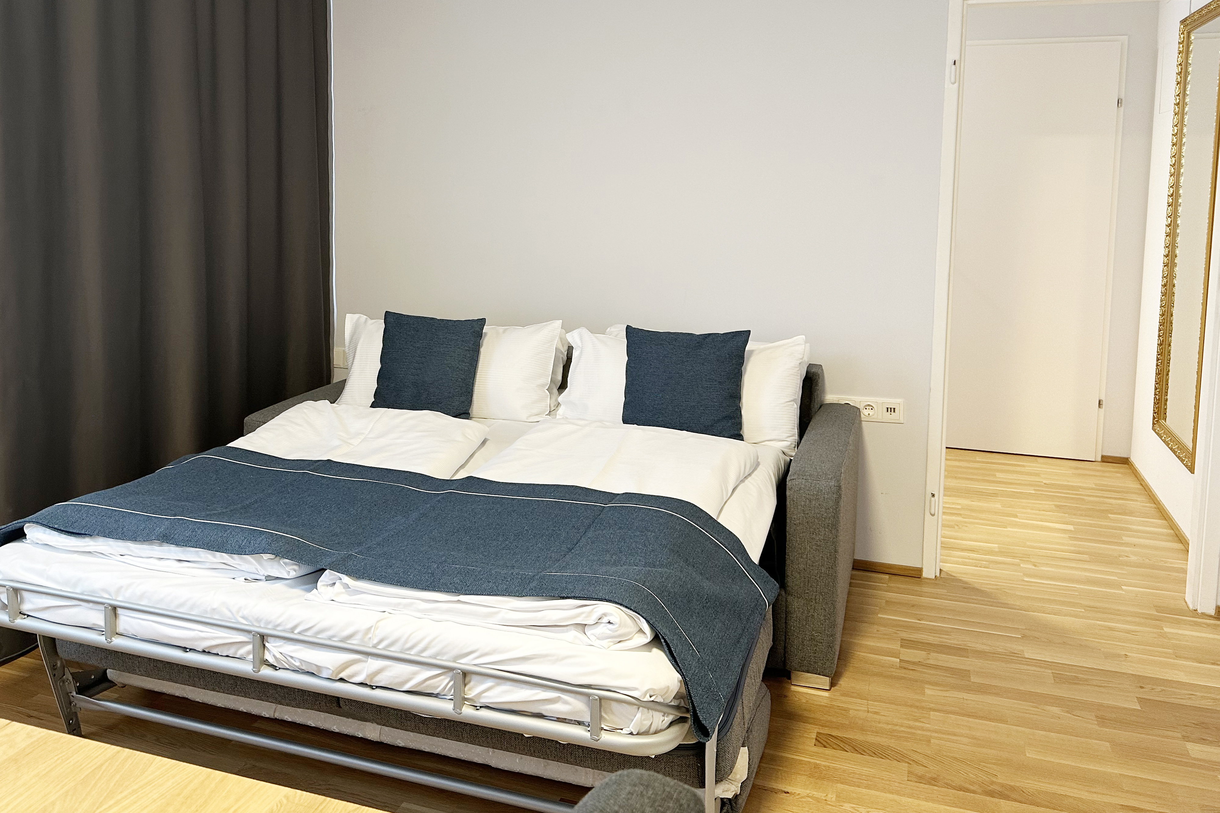 Suite with Kitchenette