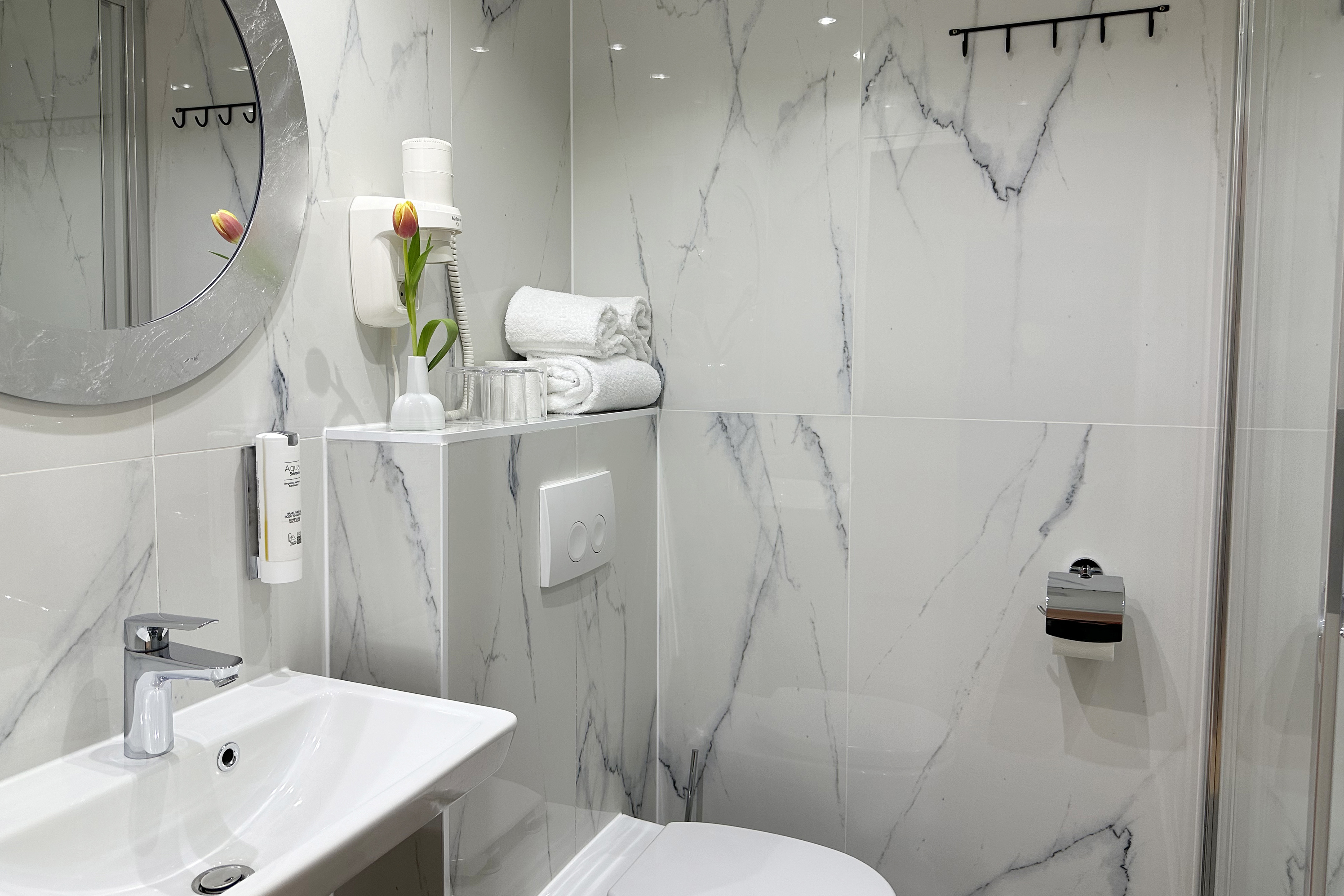 Suite with Kitchenette