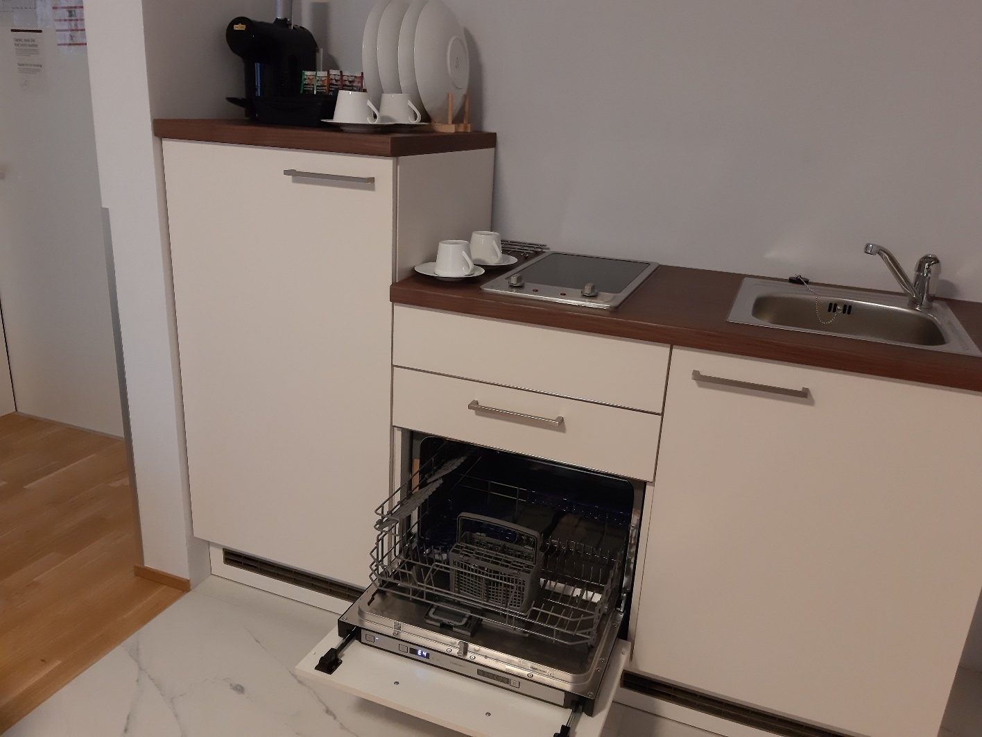 Suite with Kitchenette