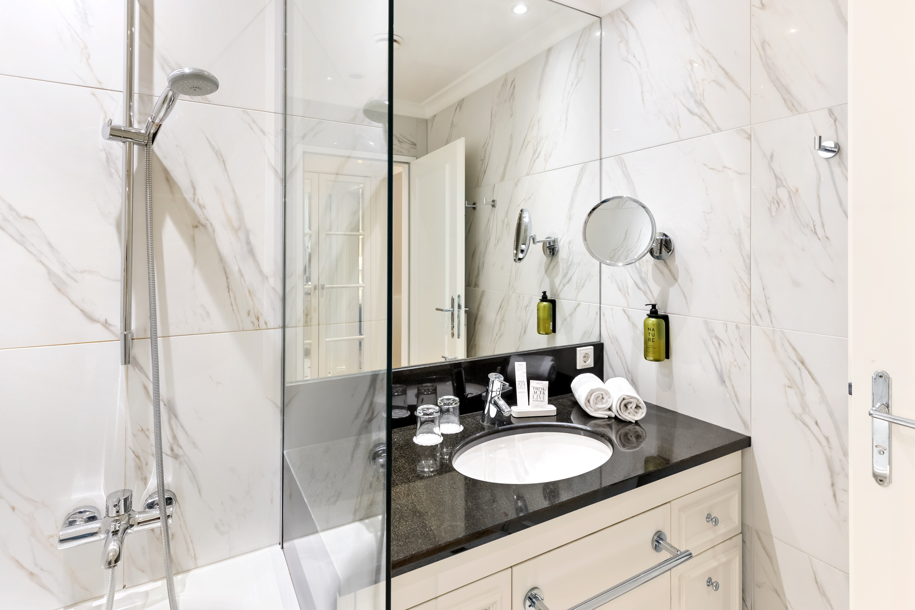 Double or Twin Superior