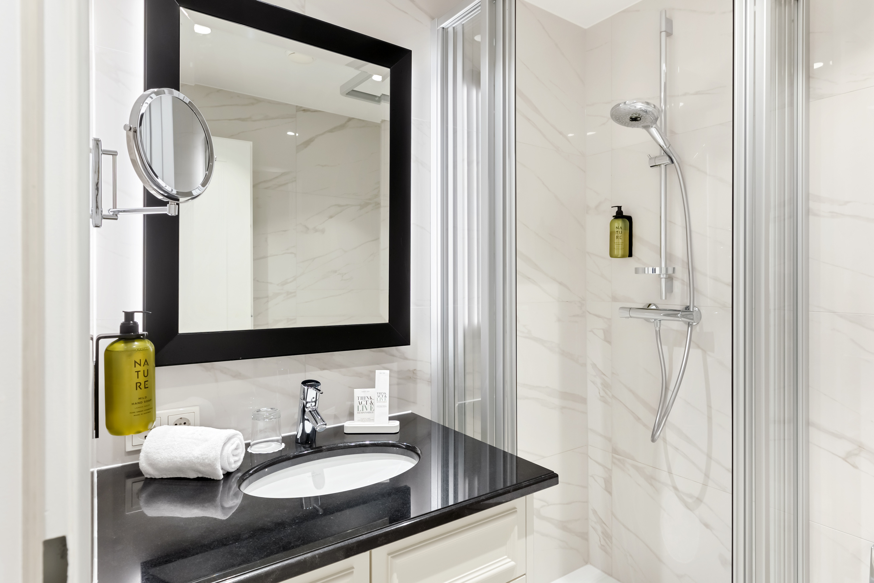 Double or Twin Superior