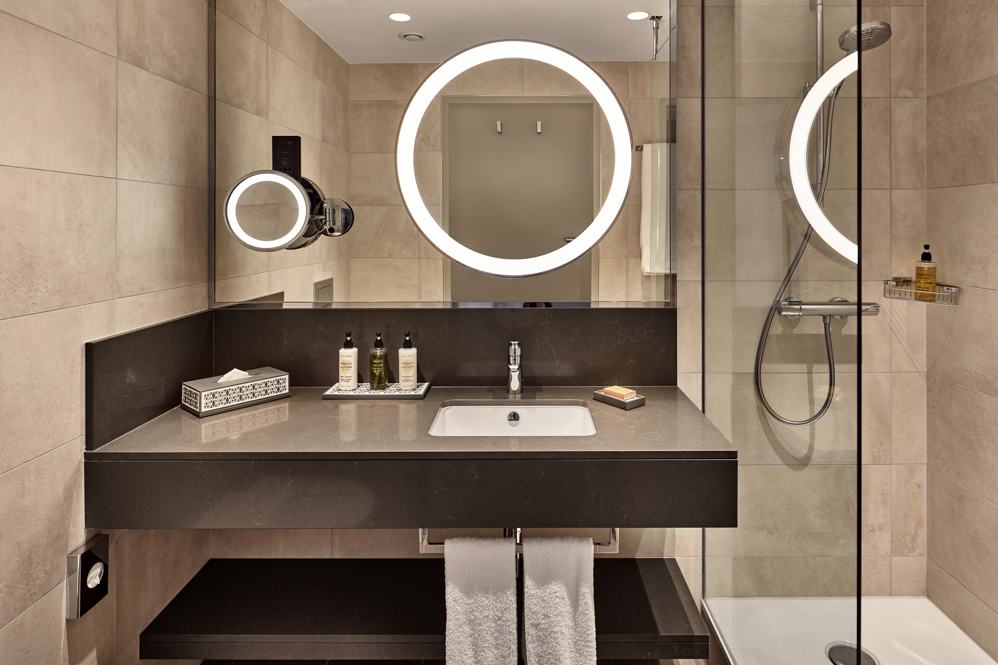 Double Executive King Bed