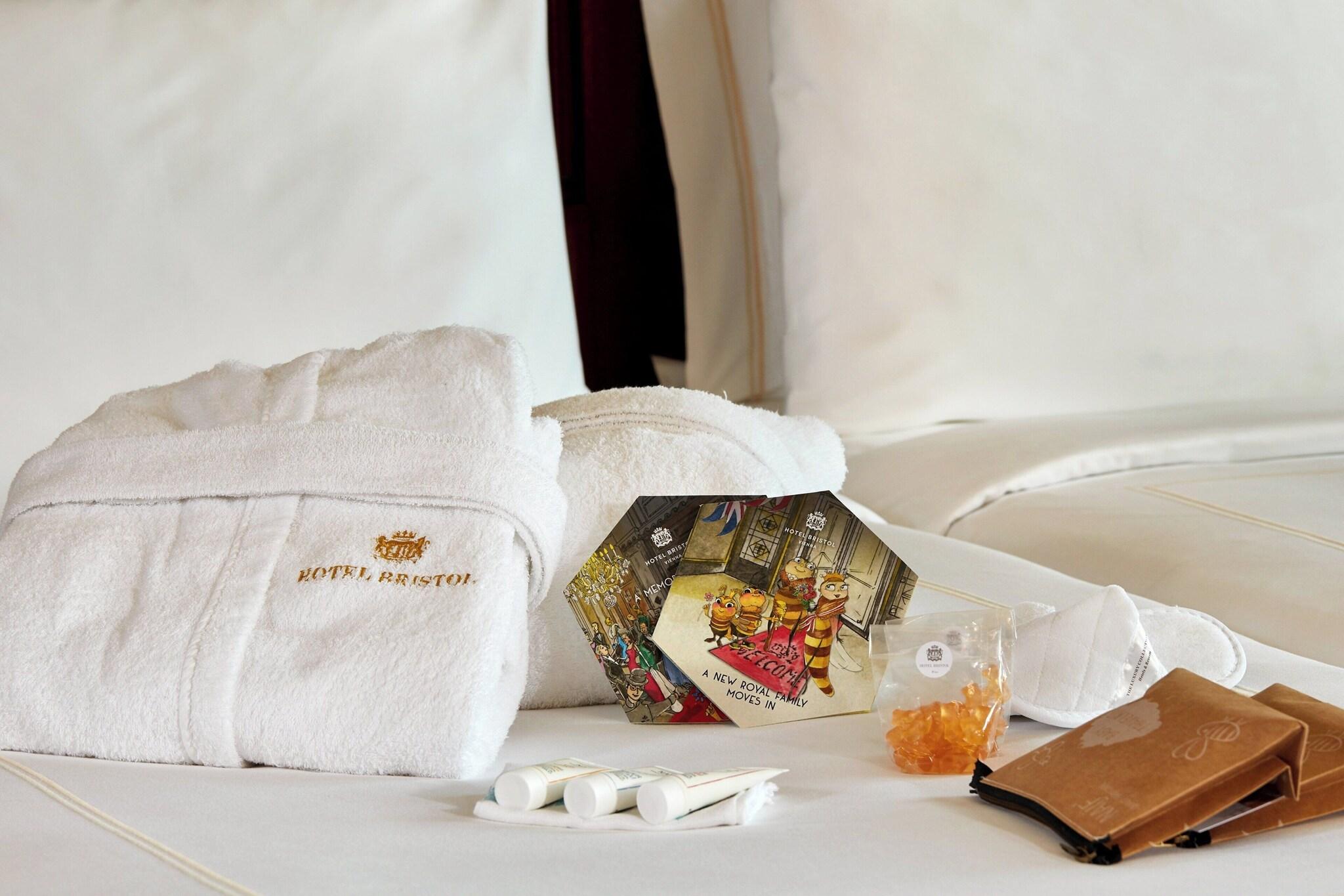 Double Deluxe King Bed