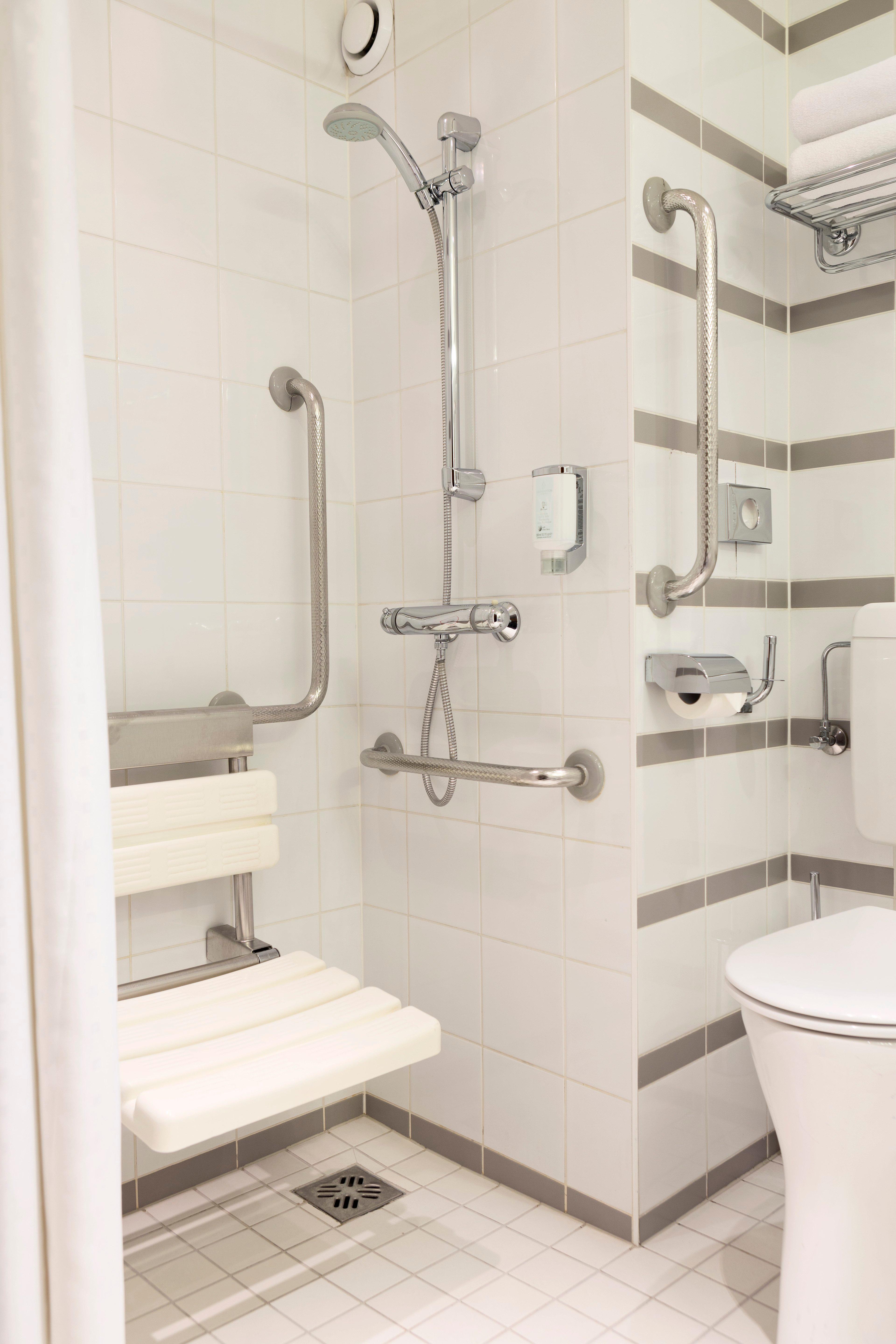 Double Accessible with Views