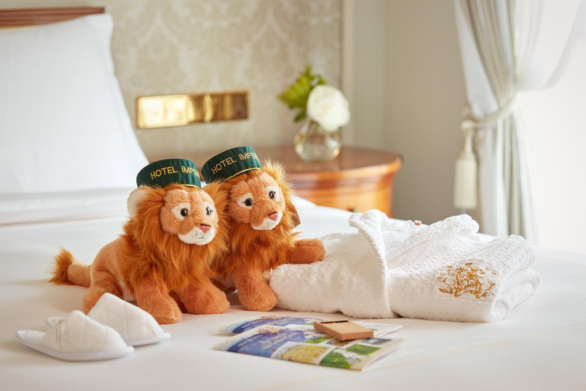 Junior Suite King Size Bed