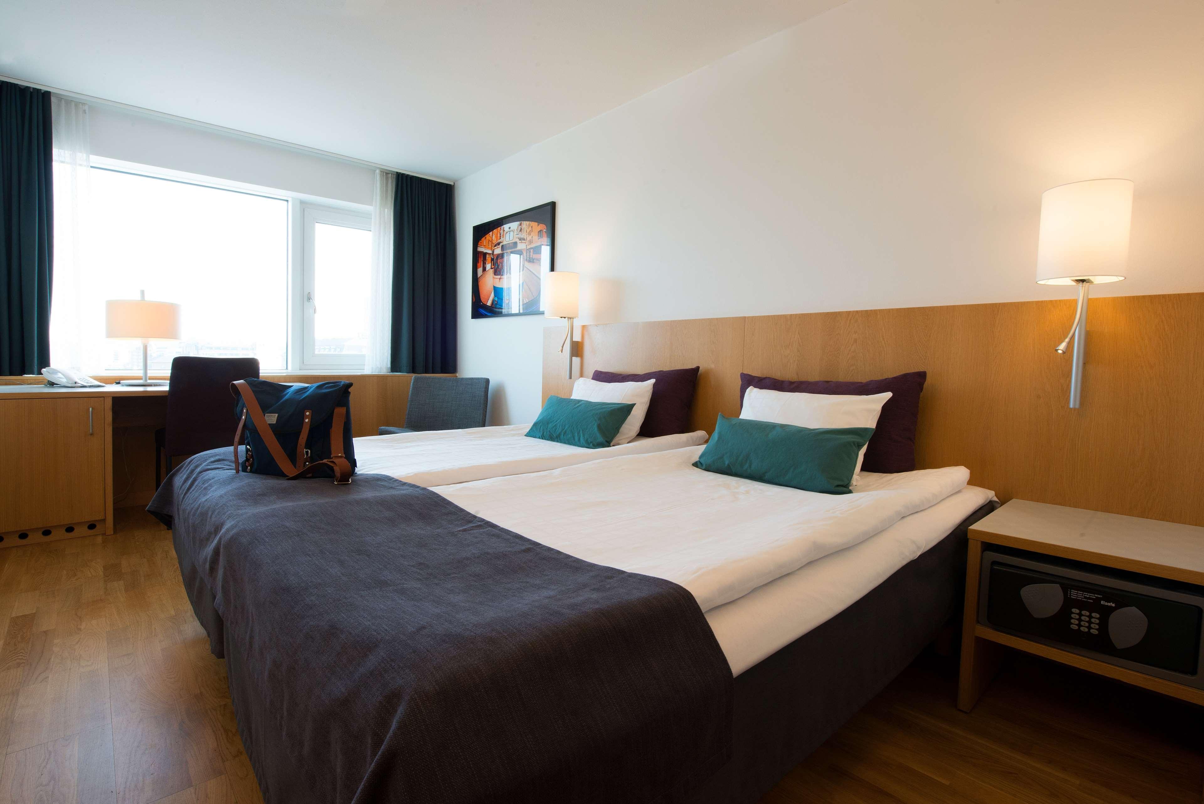 Double Single Queen Size Bed