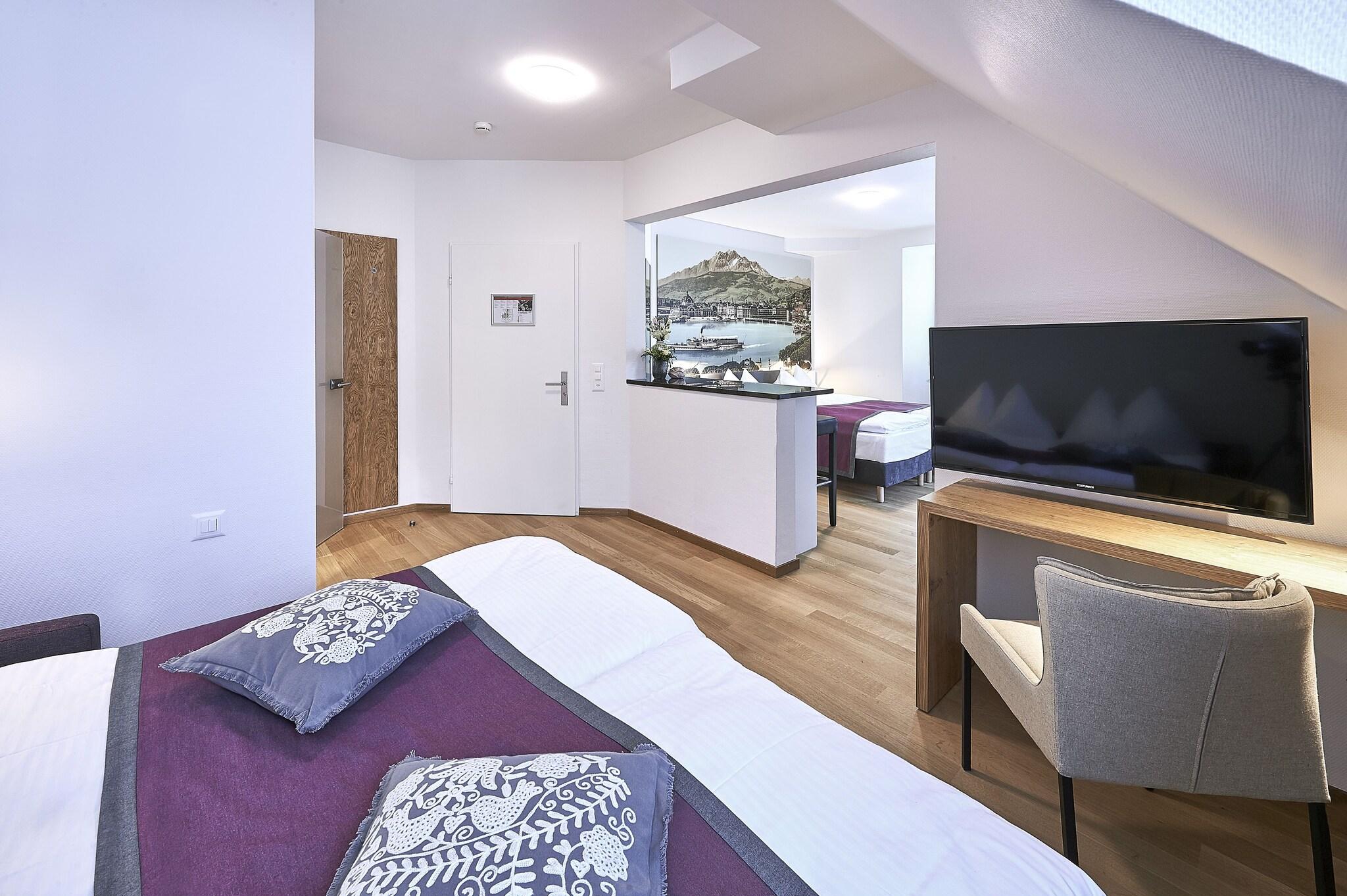 Family Room King Size Bed